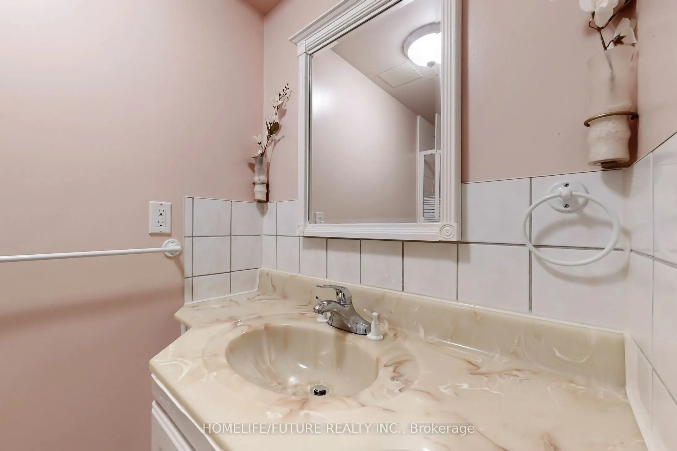 1595 Deerhurst Court