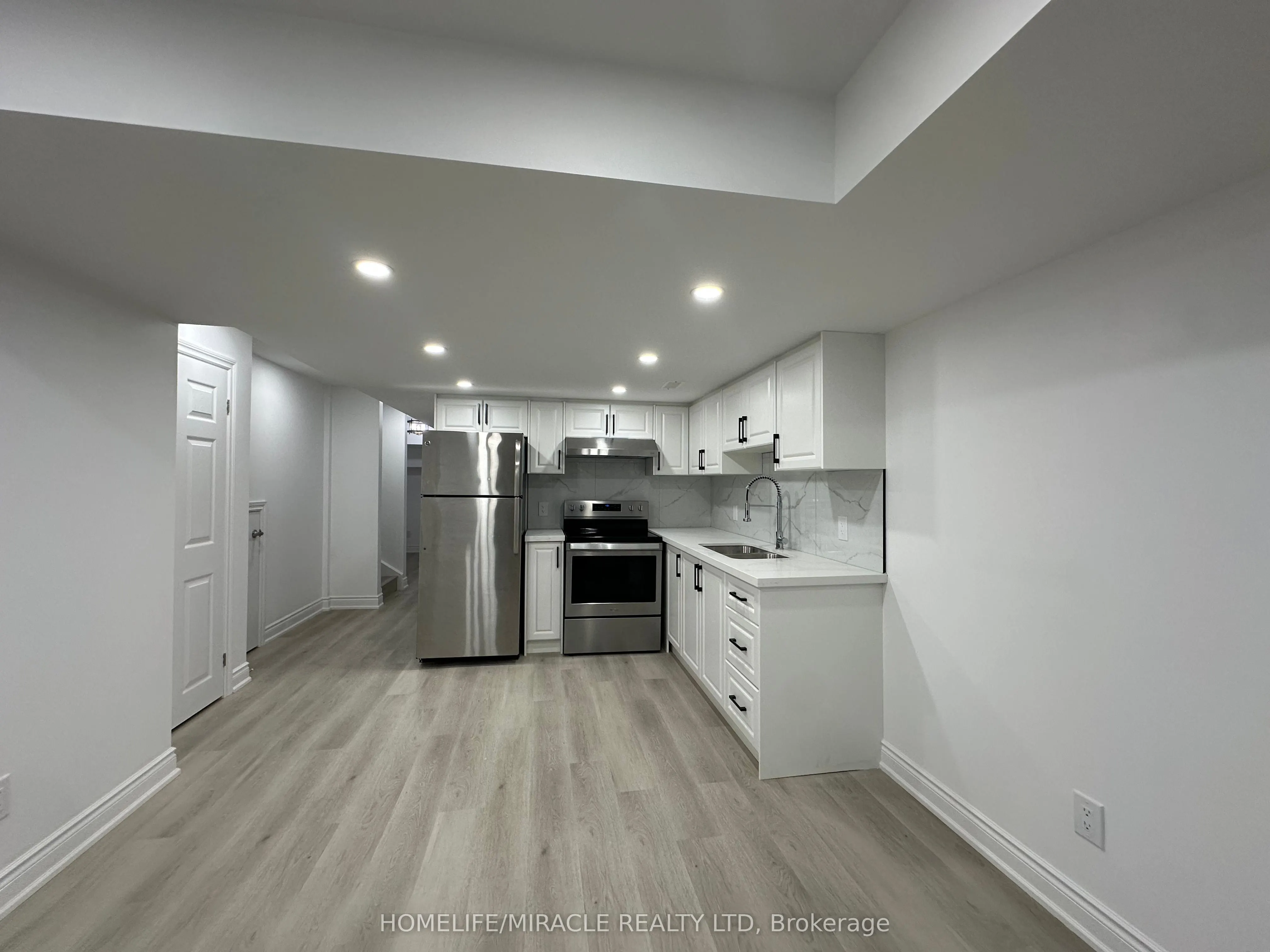 30 Clipper Lane, #bsmt