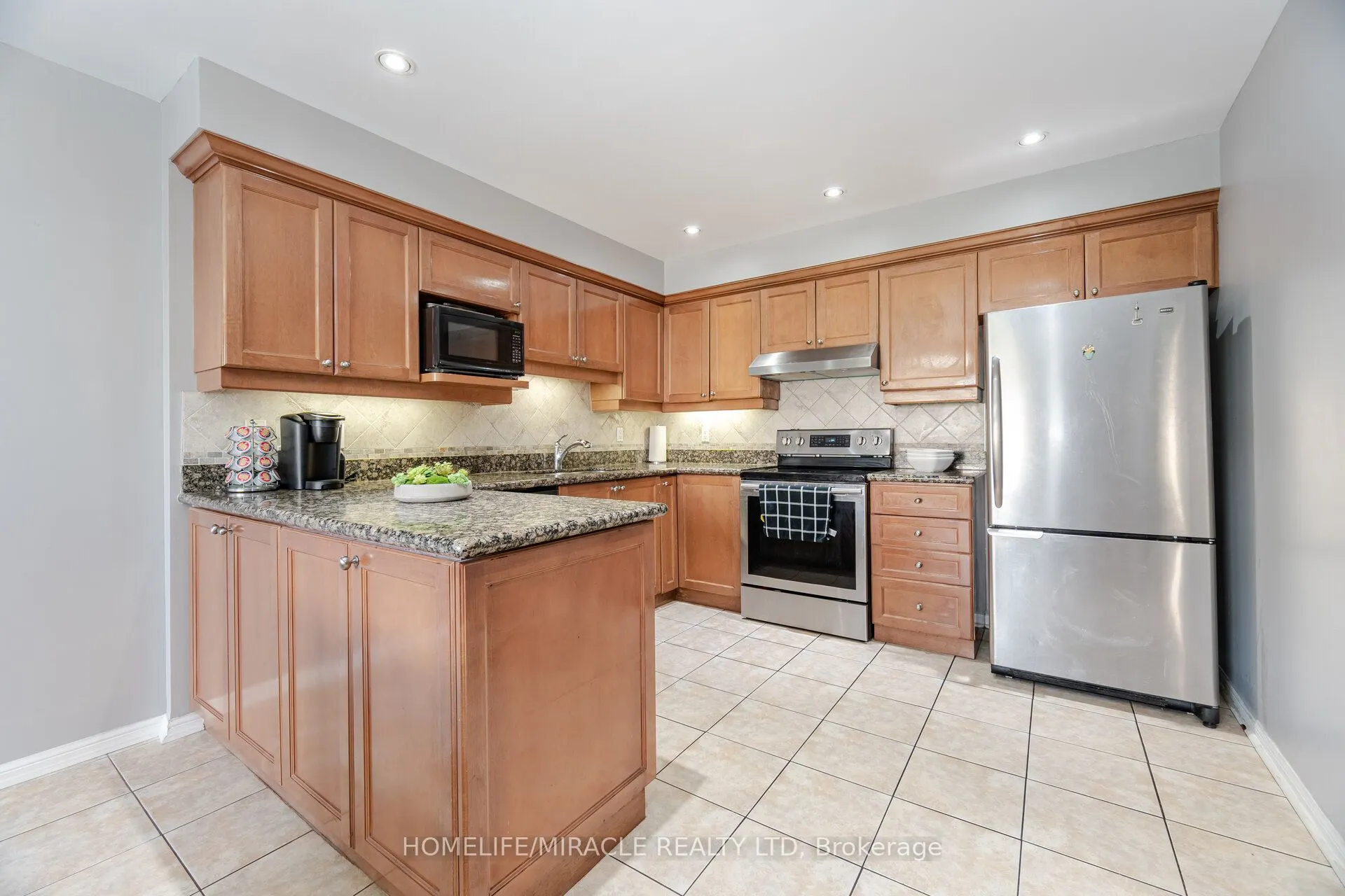 83 Mondeo Drive, #32
