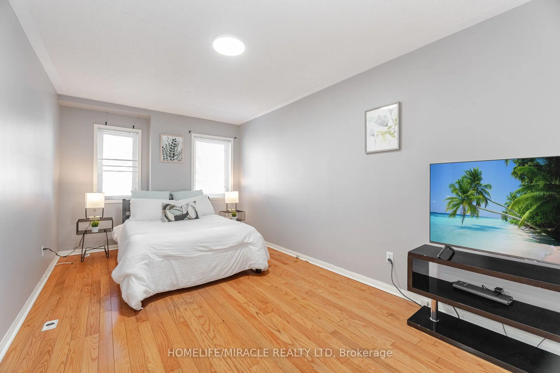 83 Mondeo Drive, #32
