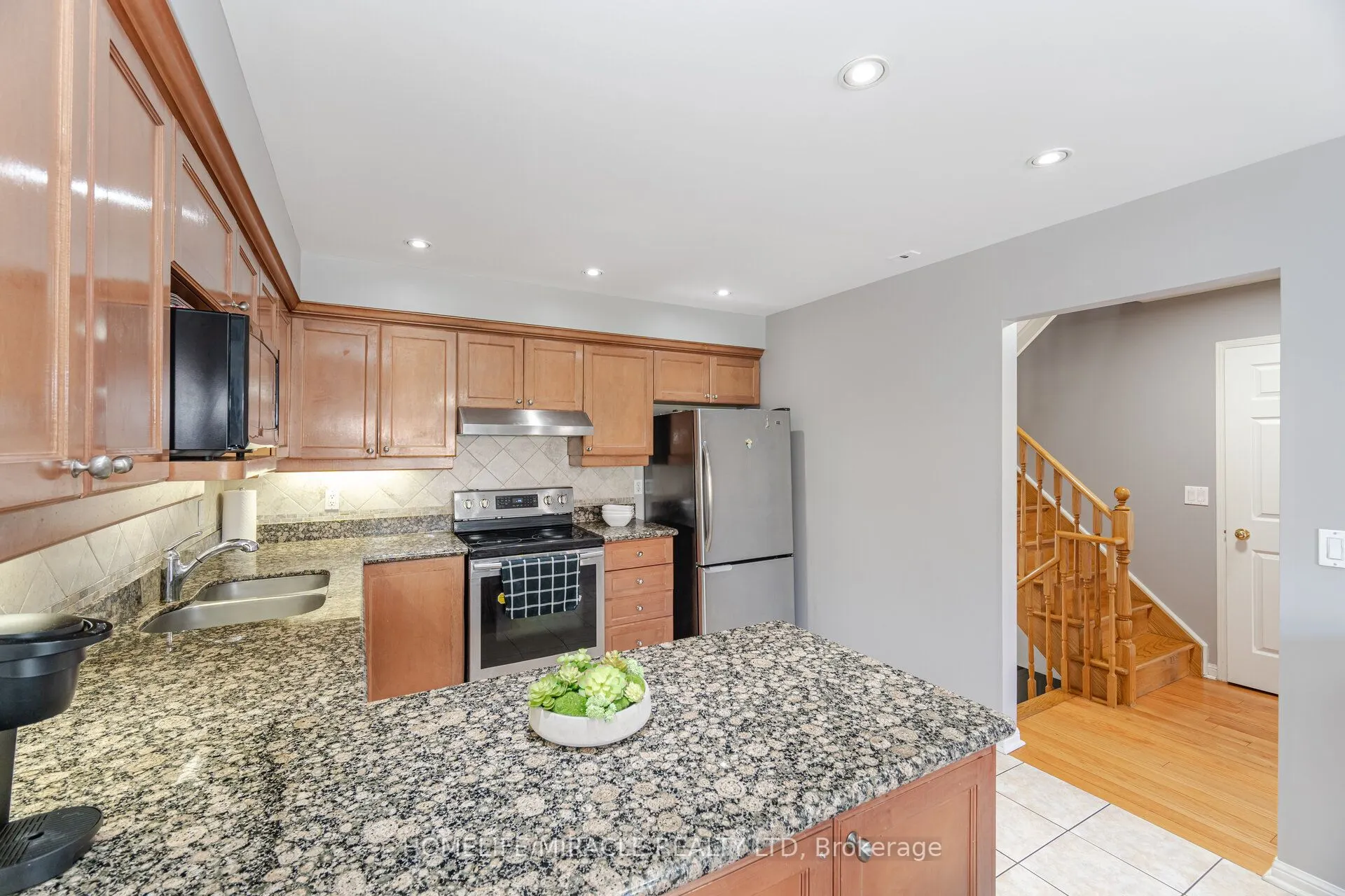 83 Mondeo Drive, #32