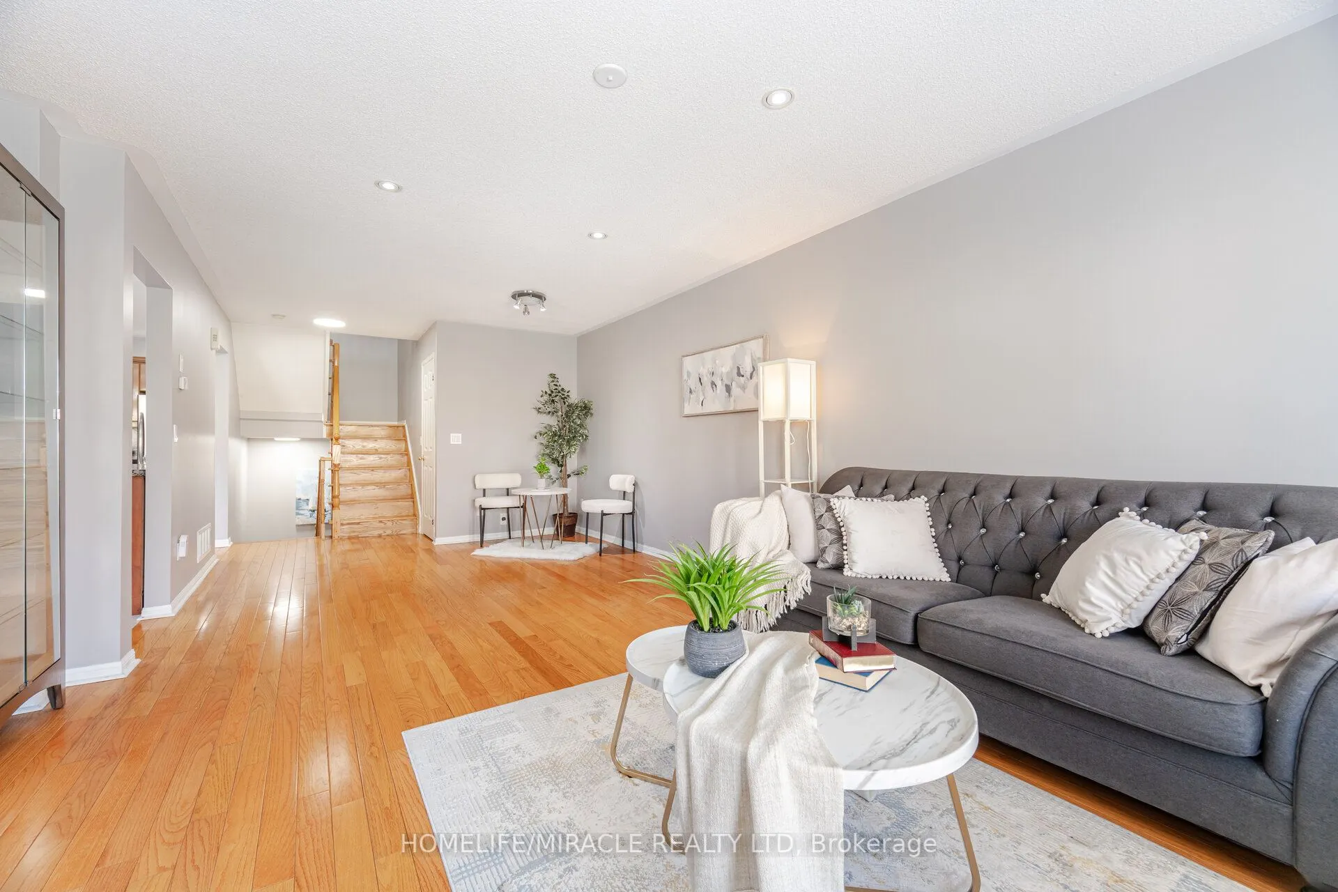 83 Mondeo Drive, #32