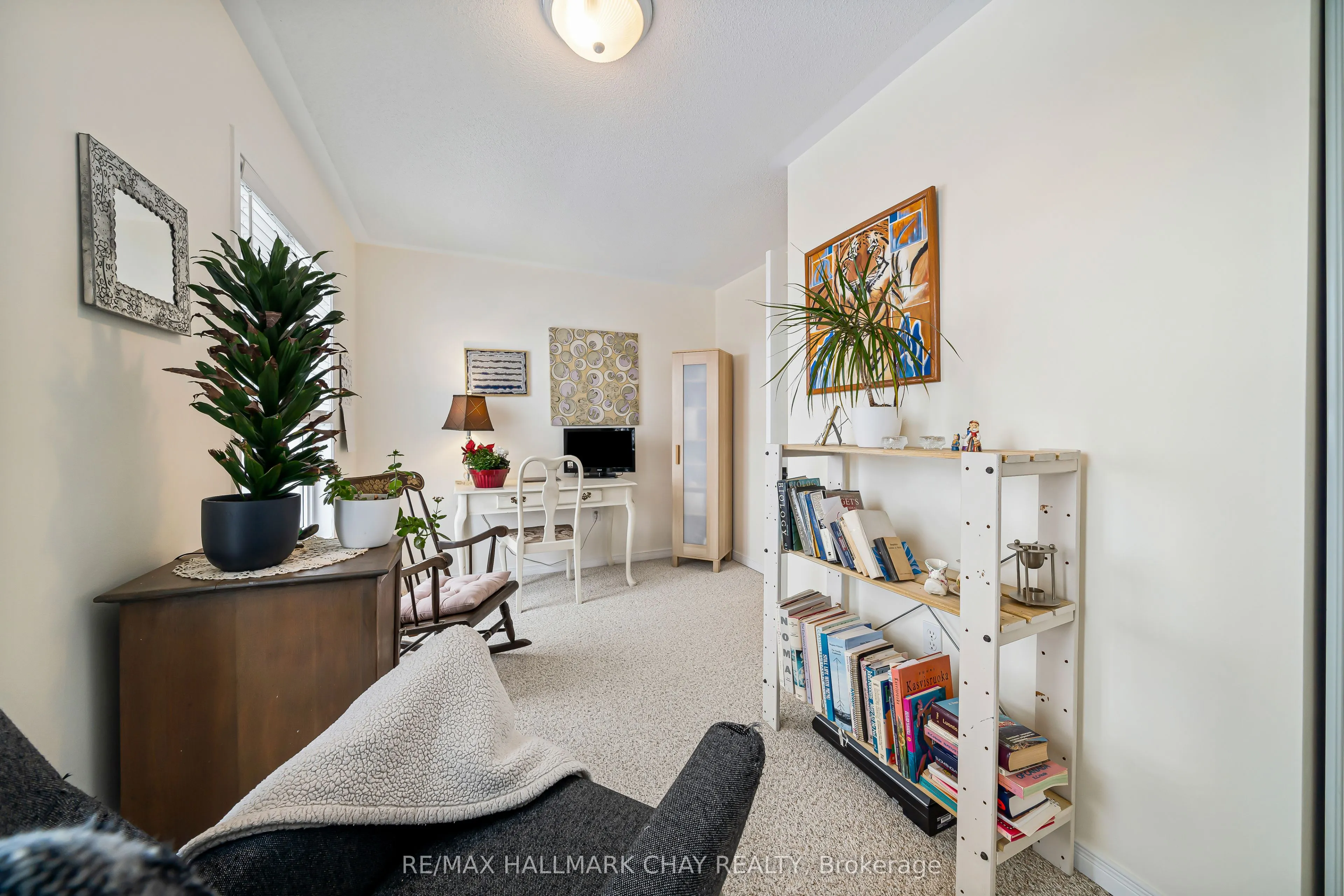 571 Longworth Avenue, #13