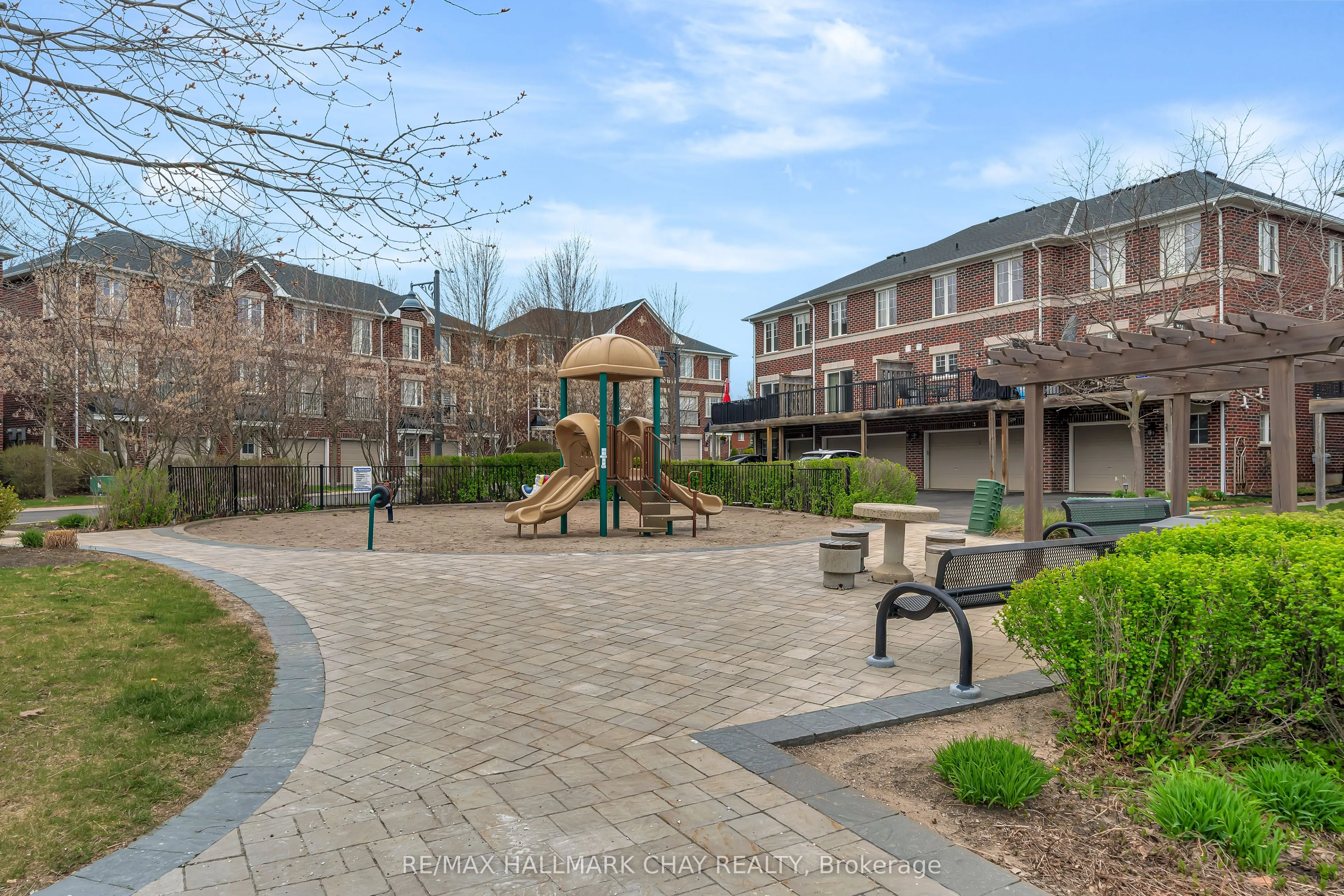 571 Longworth Avenue, #13