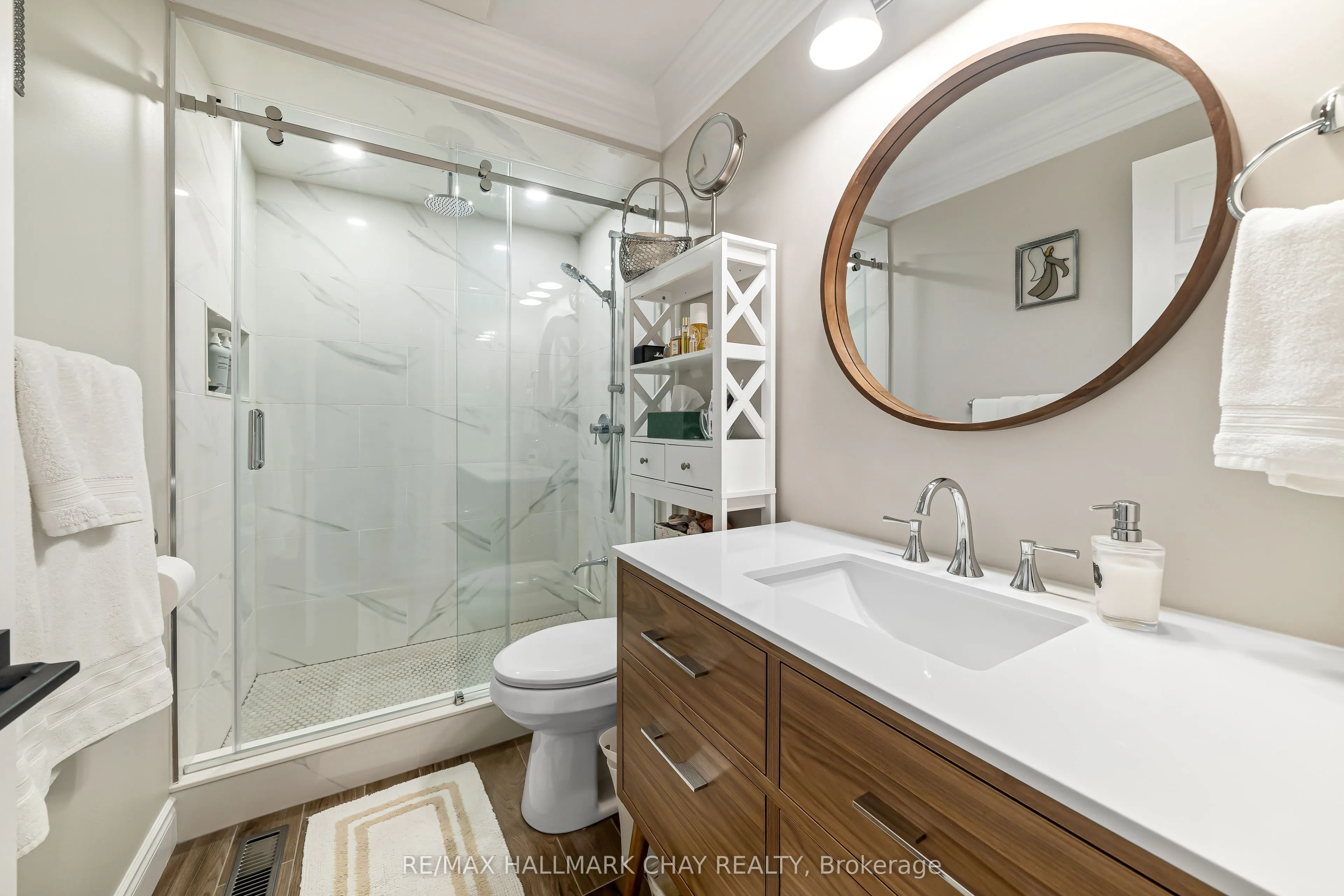 571 Longworth Avenue, #13