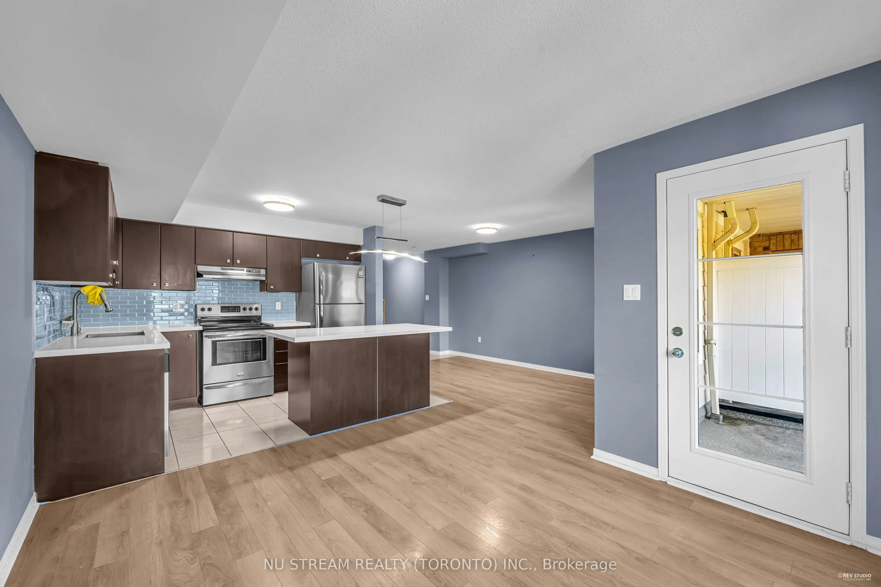 6063 Kingston Road, #13