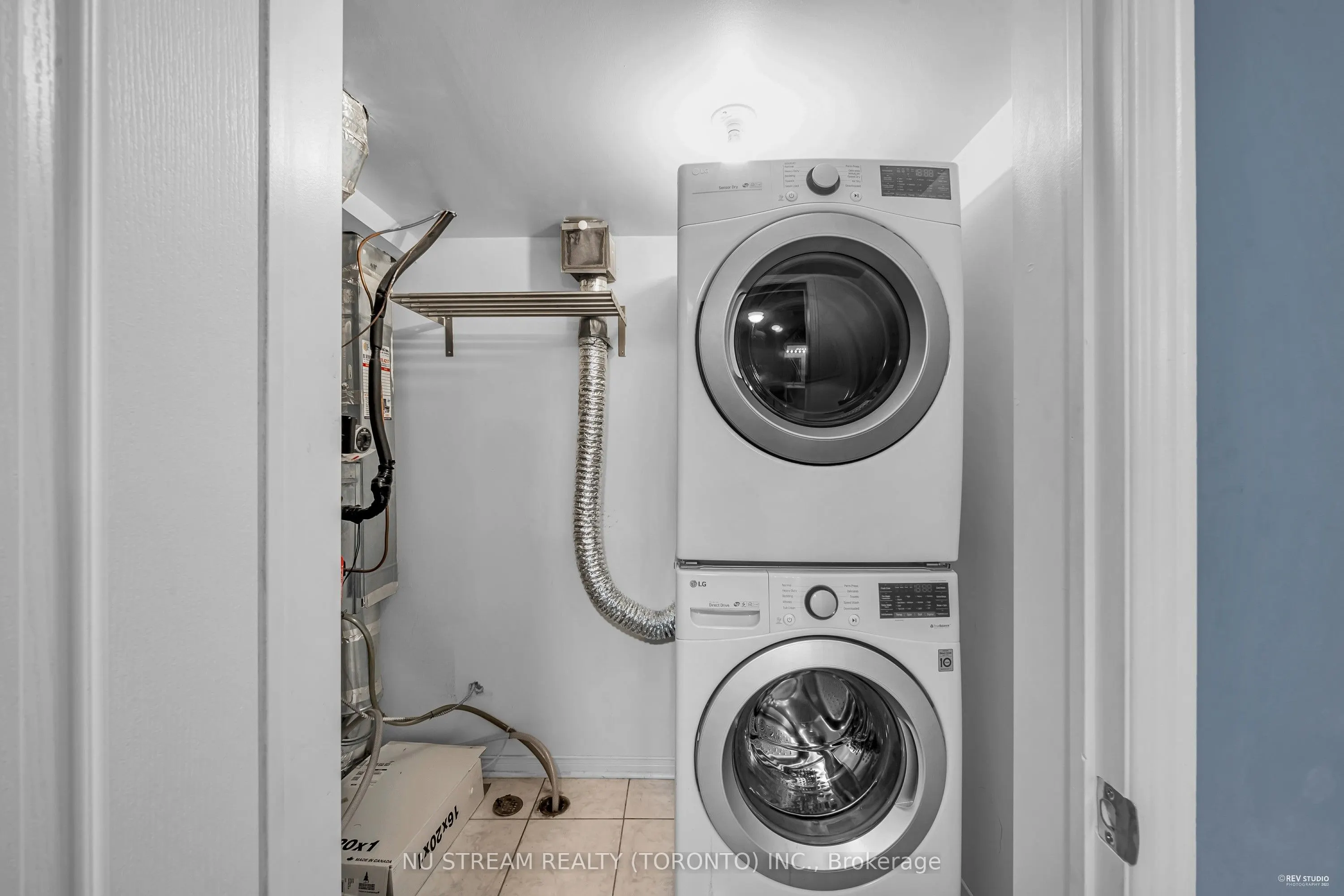 6063 Kingston Road, #13