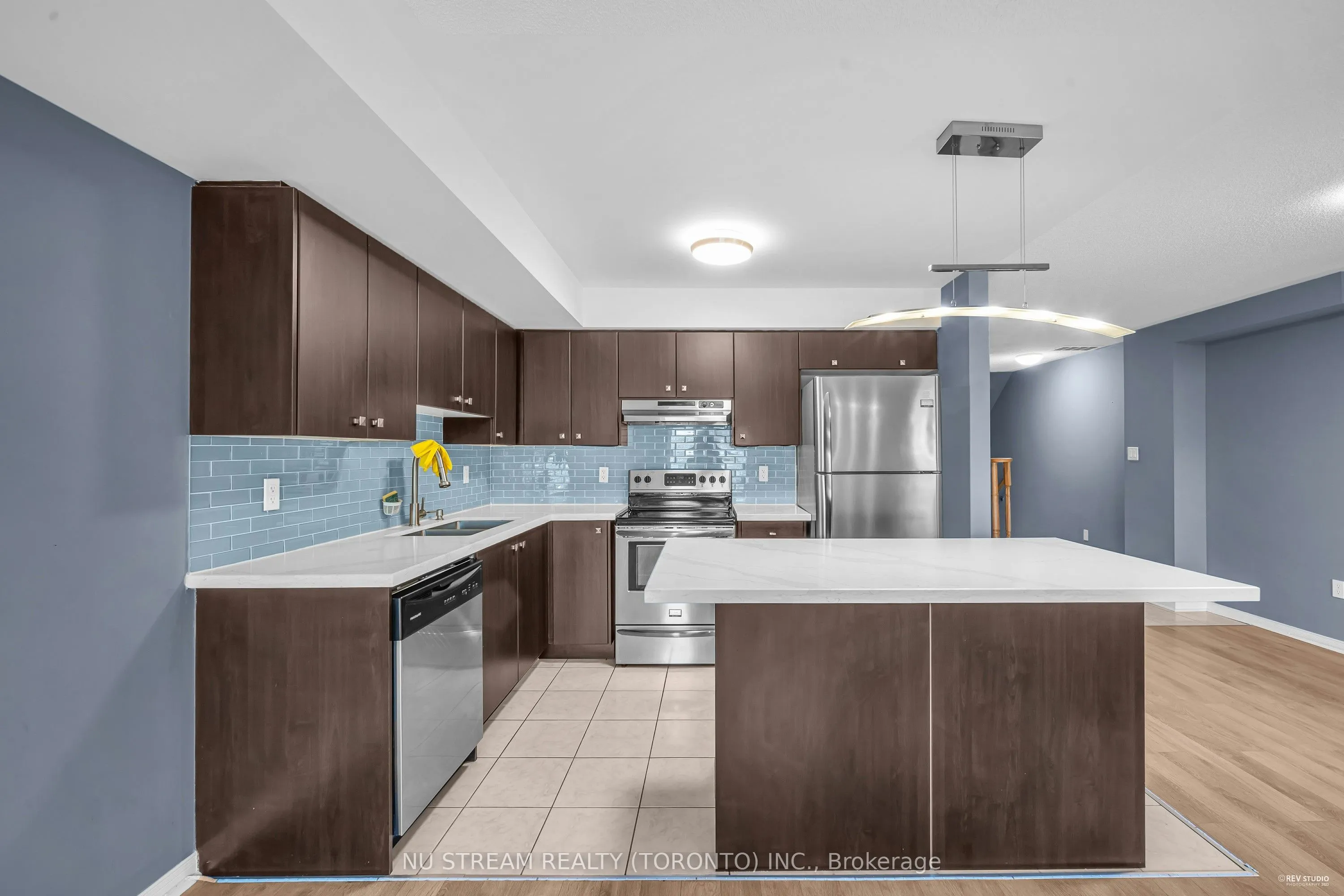 6063 Kingston Road, #13