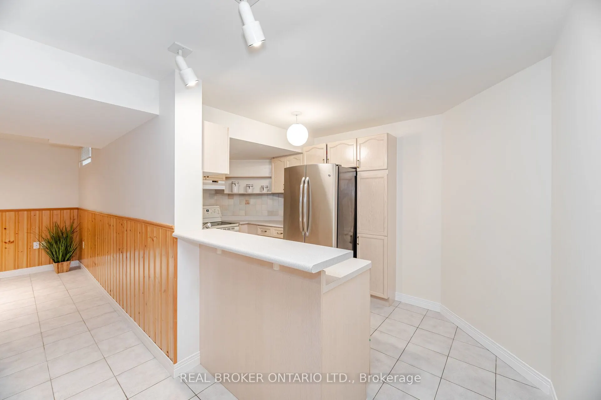 206 Gwendolyn Street