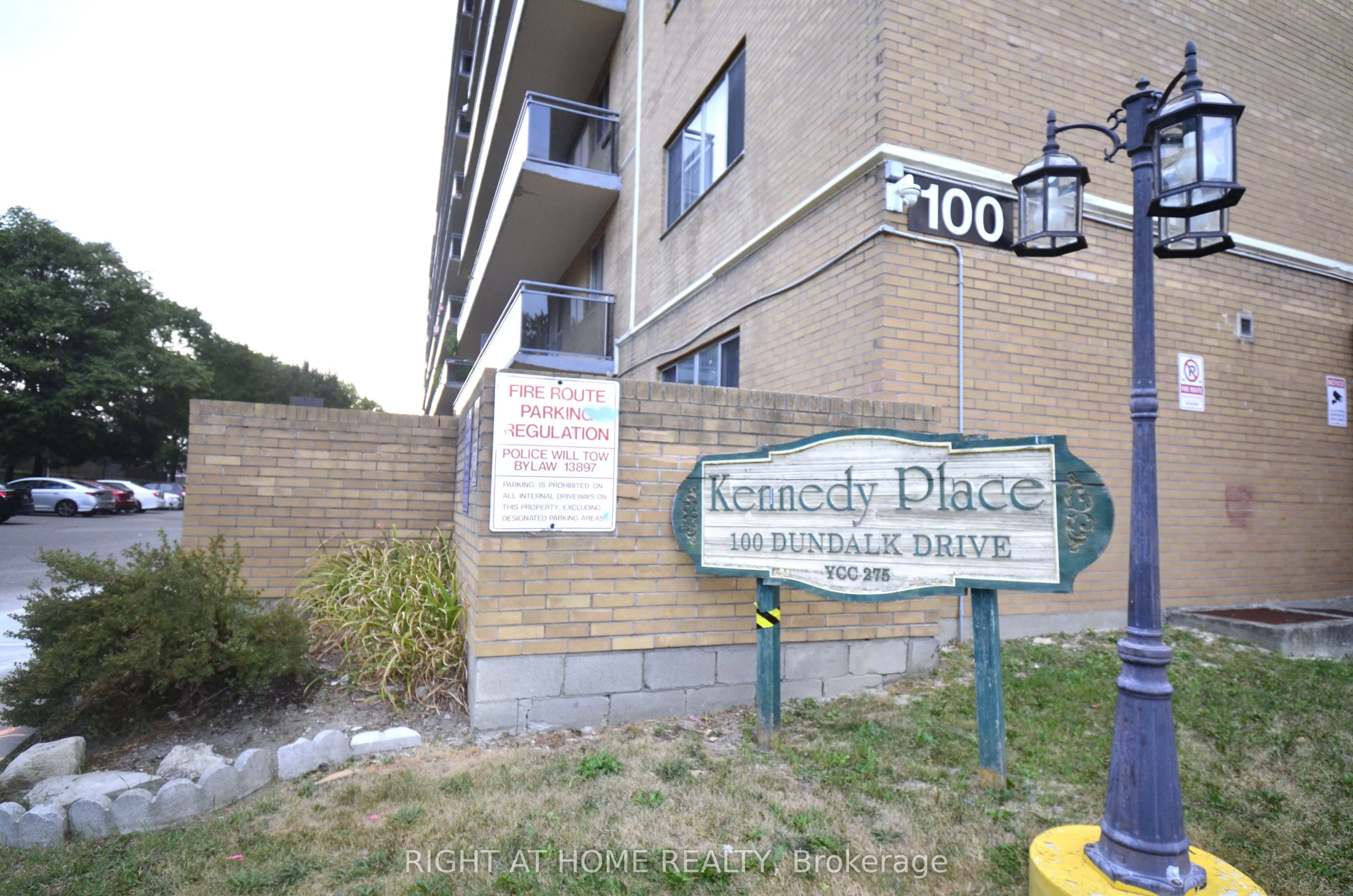 100 Dundalk Drive, #216