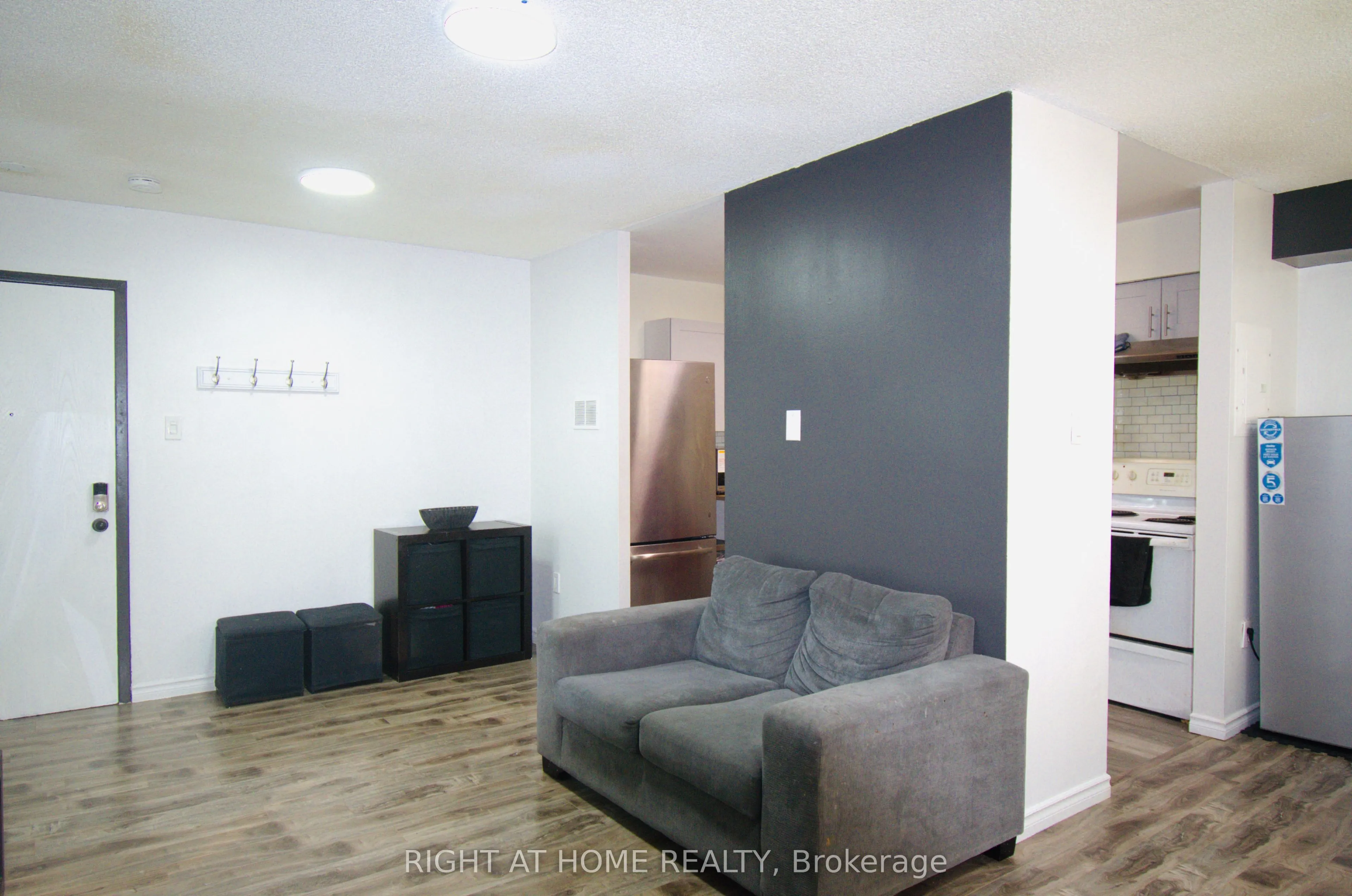 100 Dundalk Drive, #216