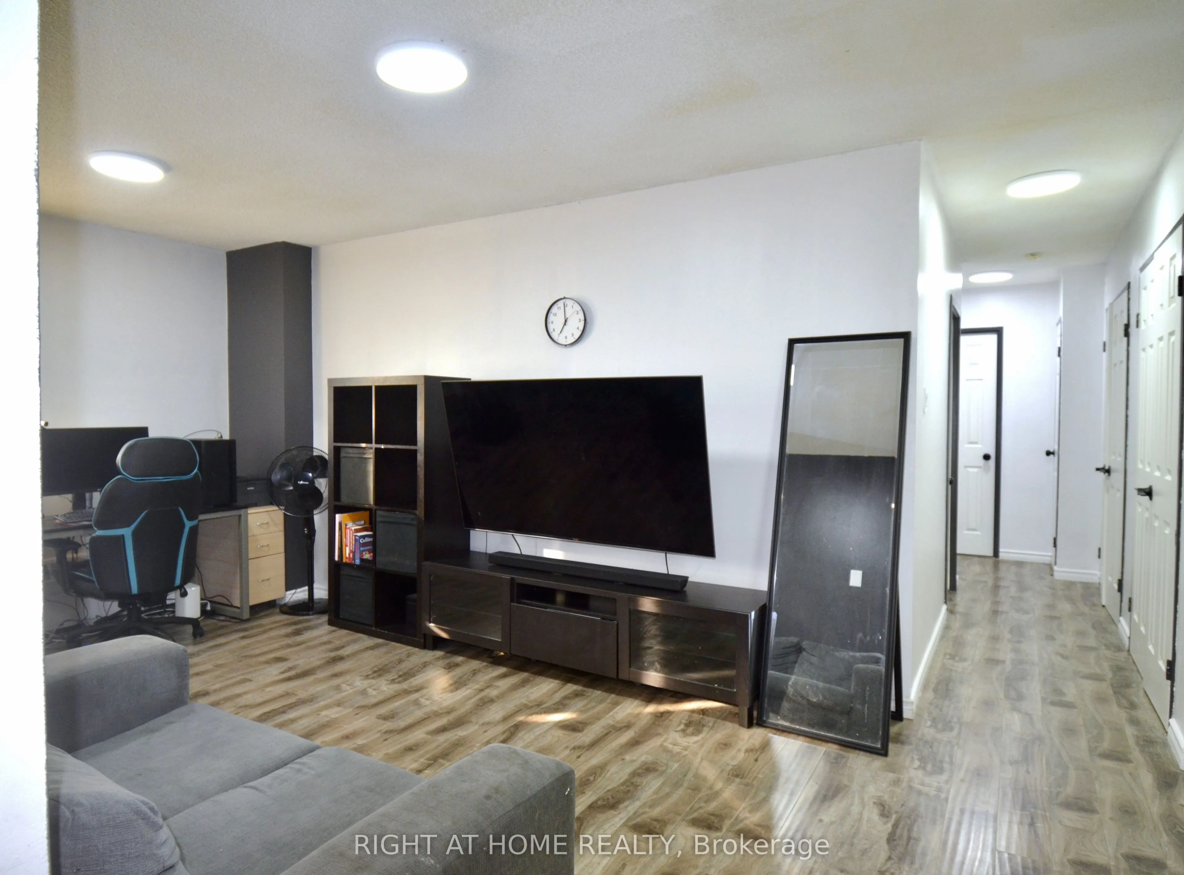100 Dundalk Drive, #216