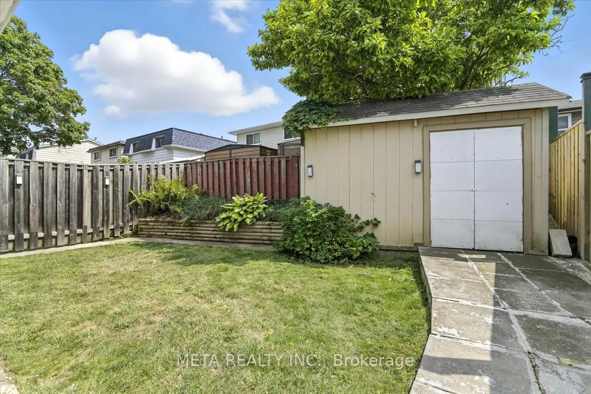 1567 Jaywin Circle