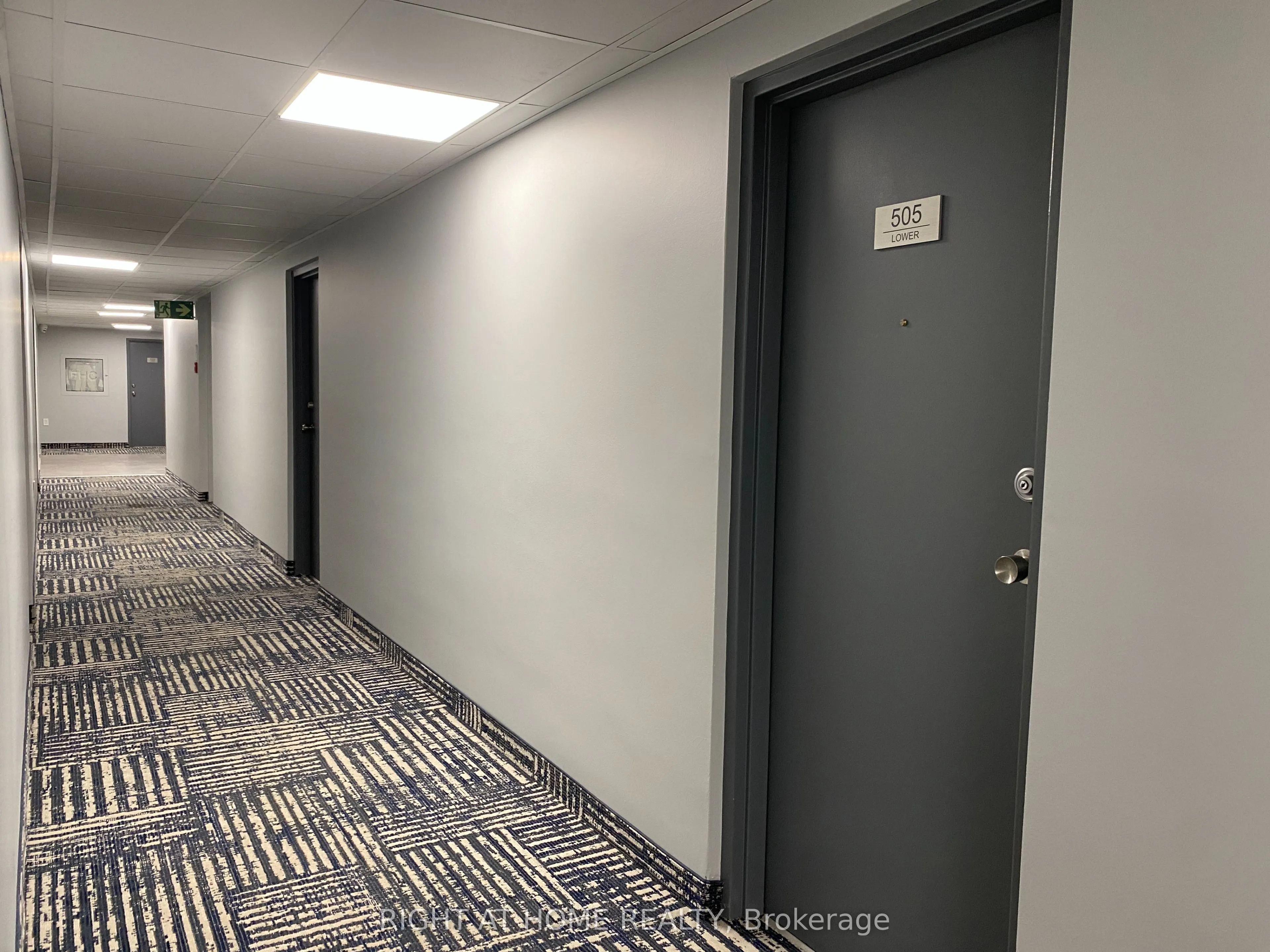 4060 Lawrence Avenue E, #505