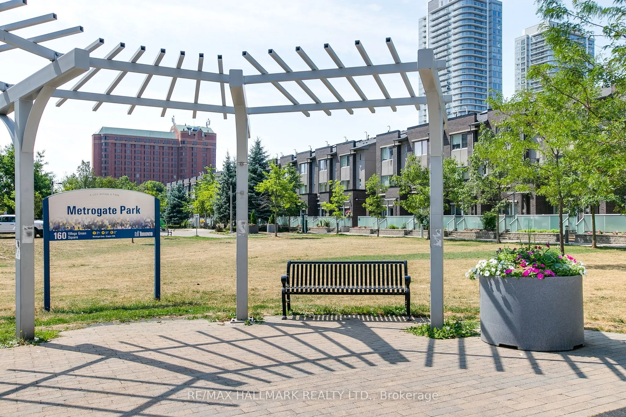275 Village Green Square, #522