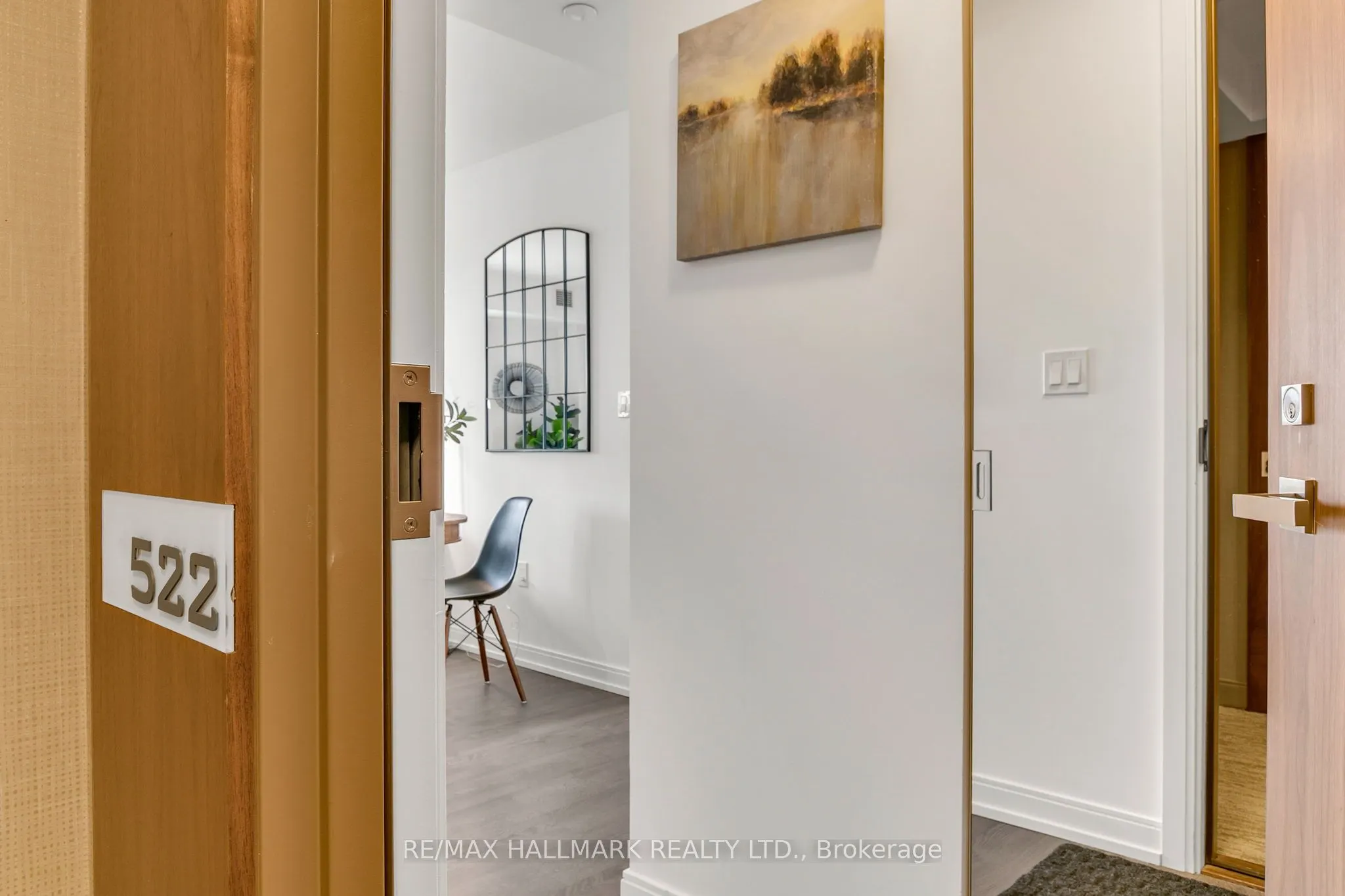 275 Village Green Square, #522