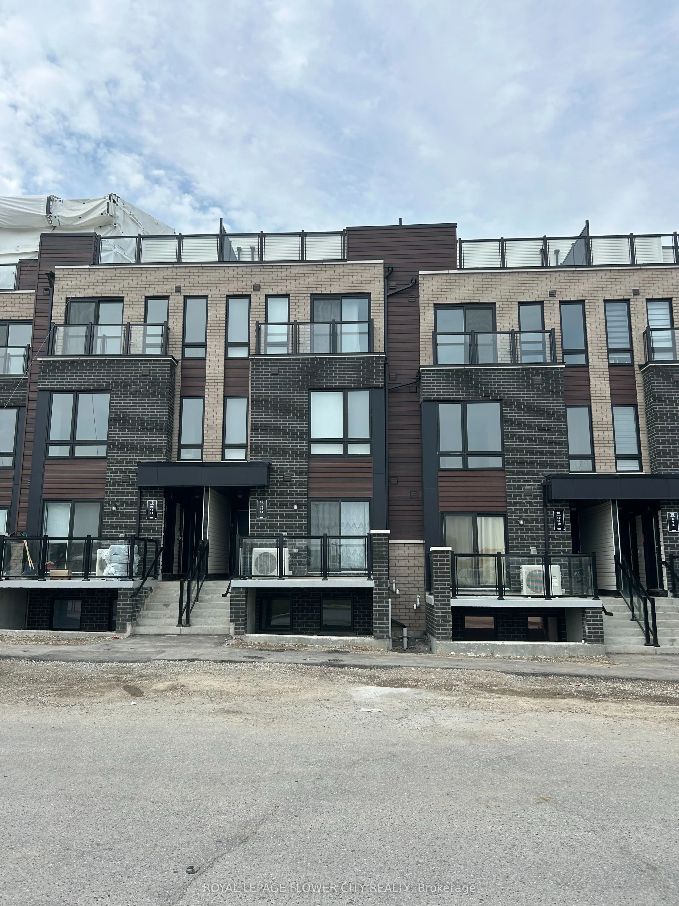 10 Liben Way, #29