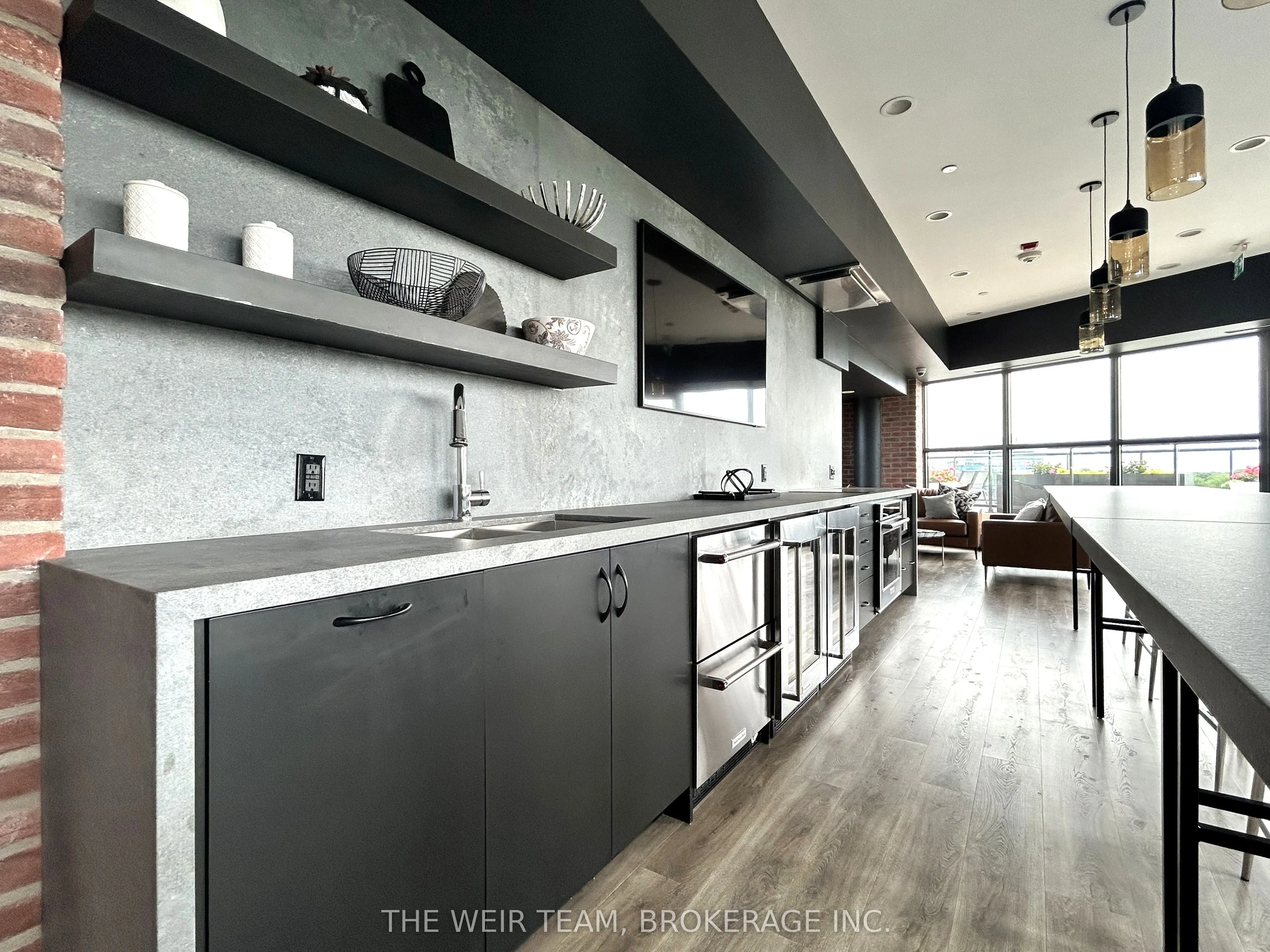 1400 Kingston Road, #101