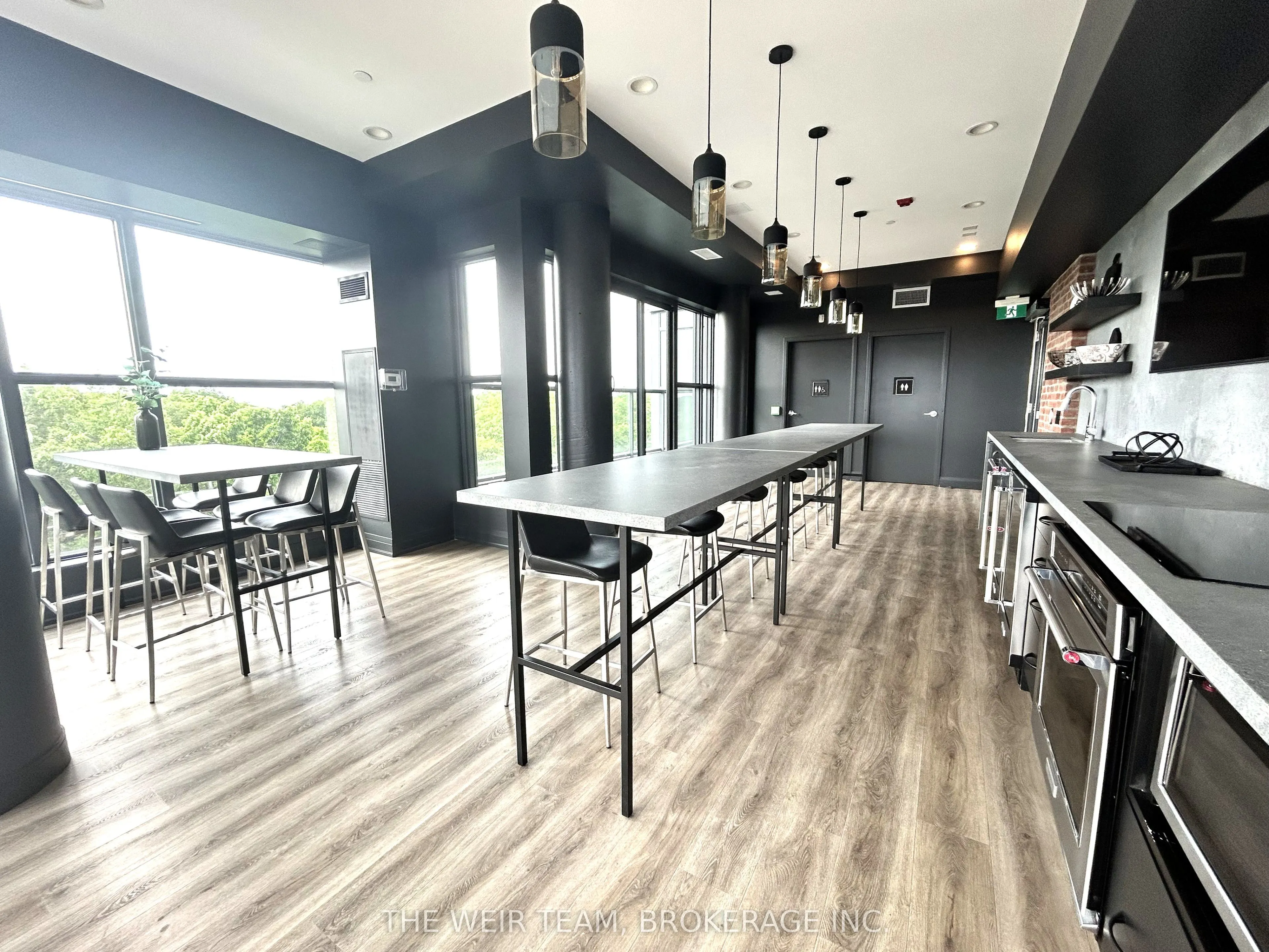 1400 Kingston Road, #101