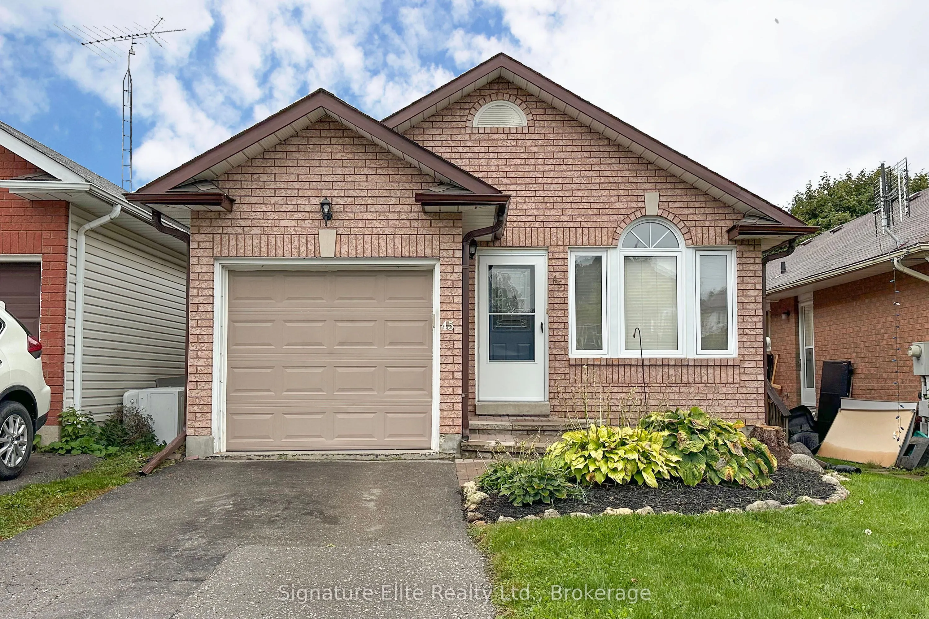 45 Mcfeeters Crescent
