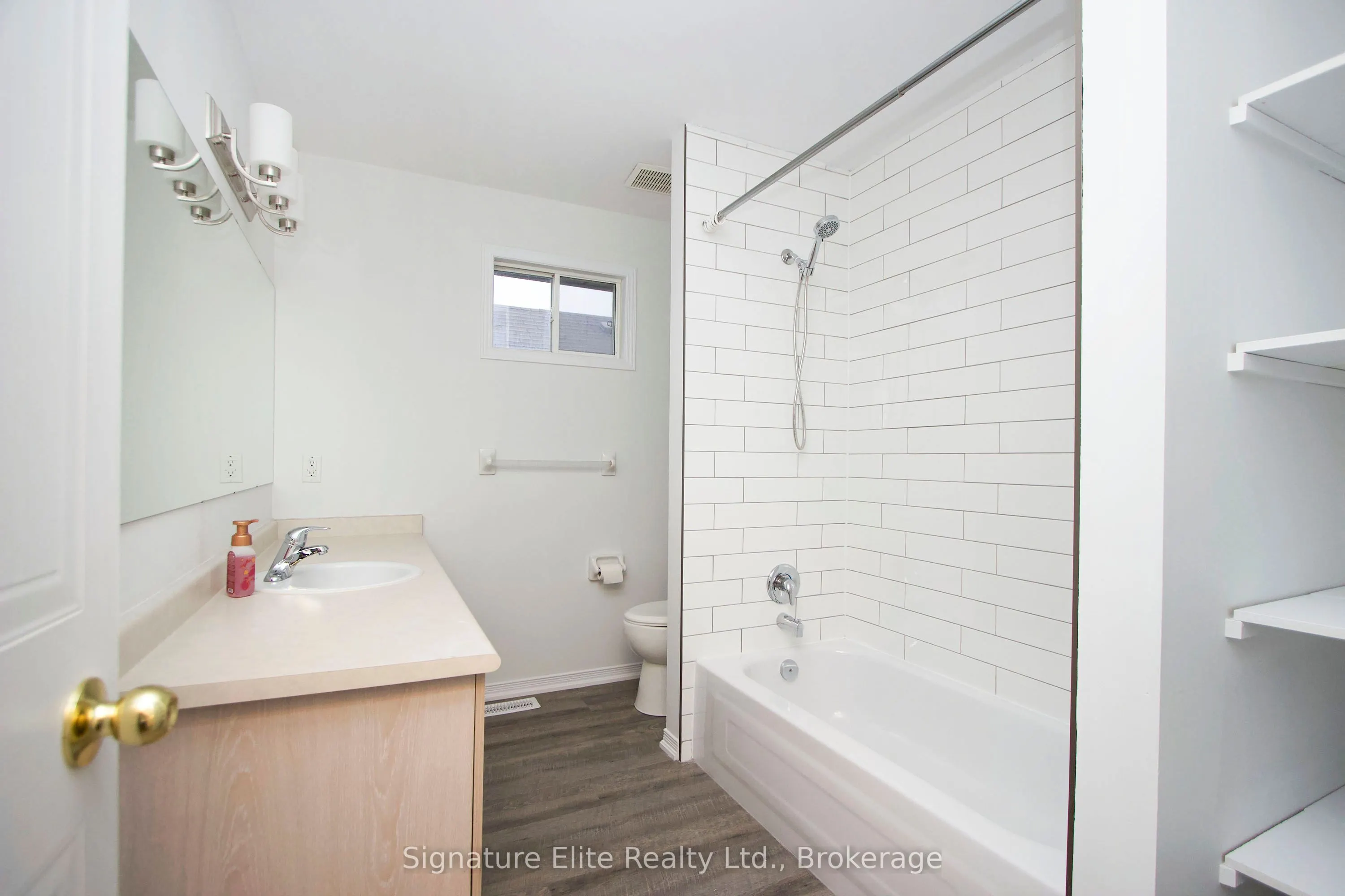45 Mcfeeters Crescent