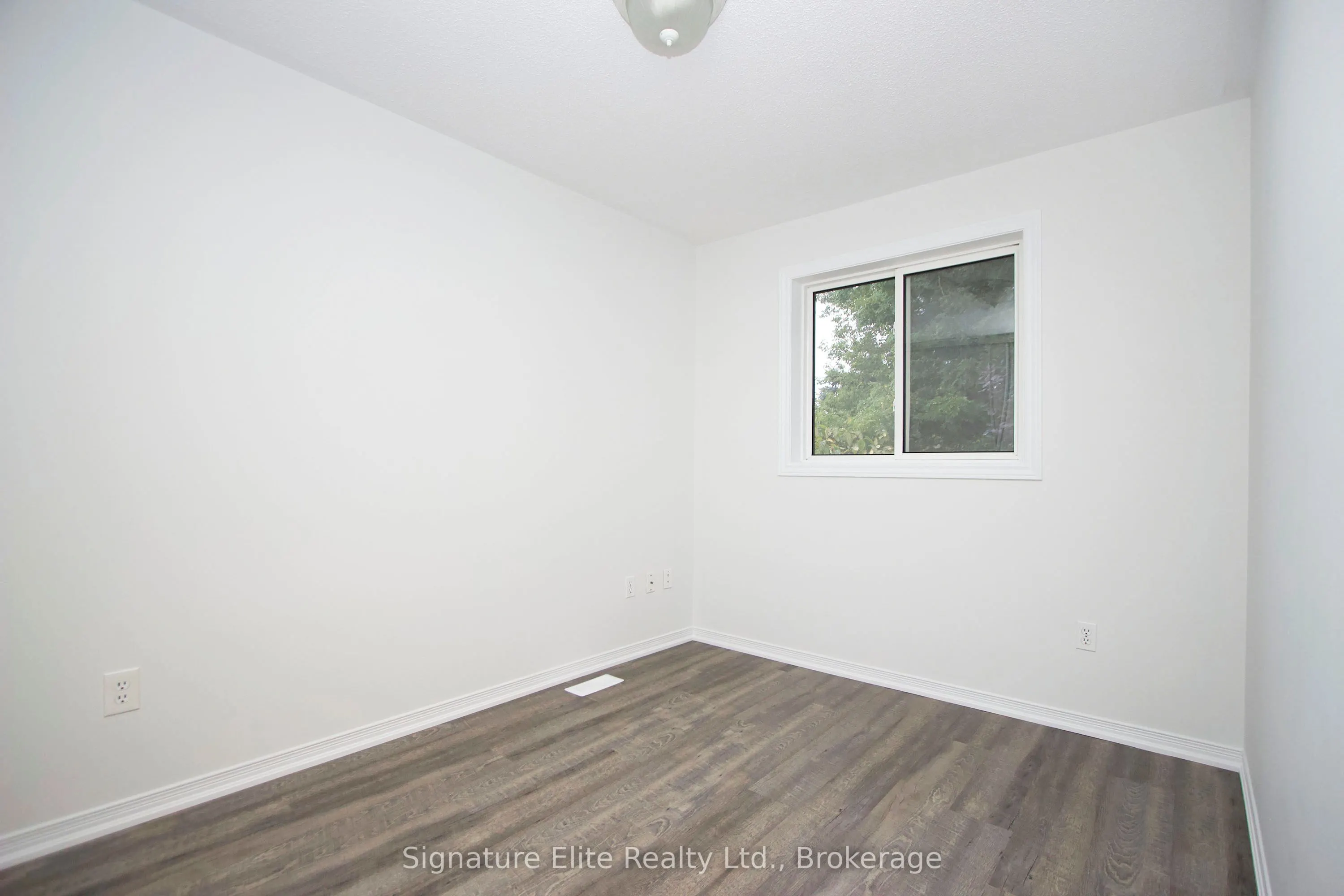 45 Mcfeeters Crescent