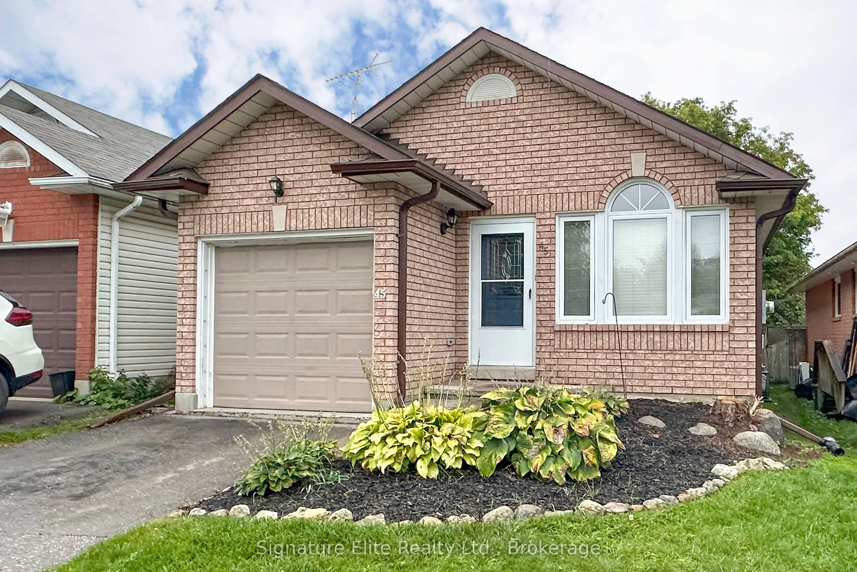 45 Mcfeeters Crescent