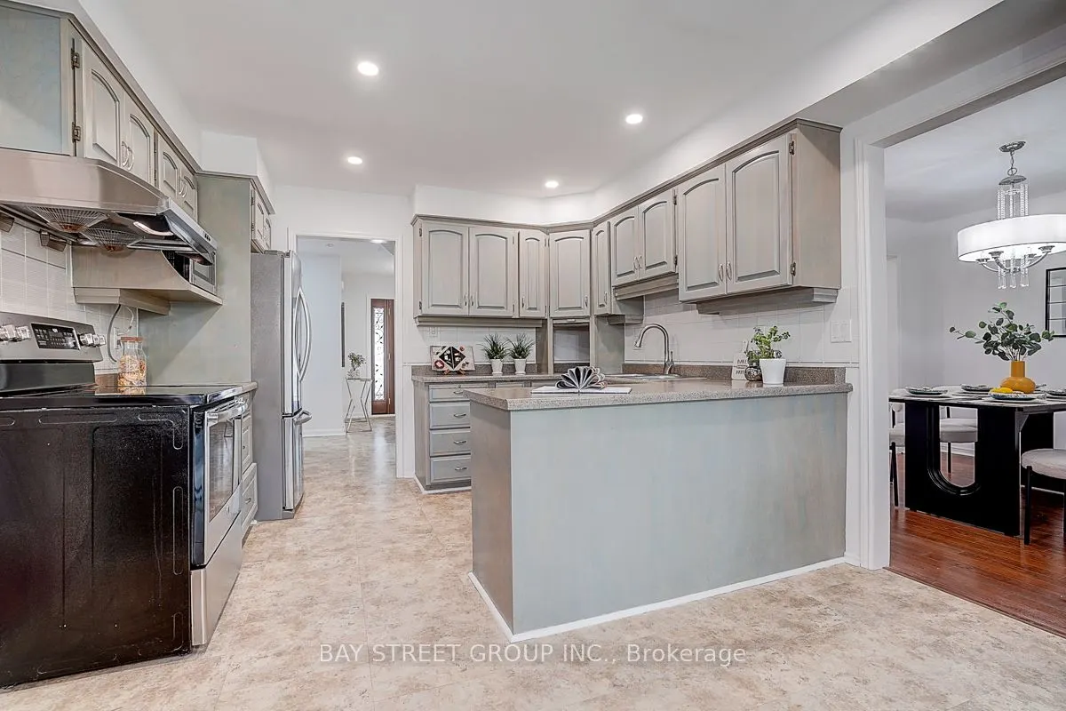342 REGAL BRIAR Street