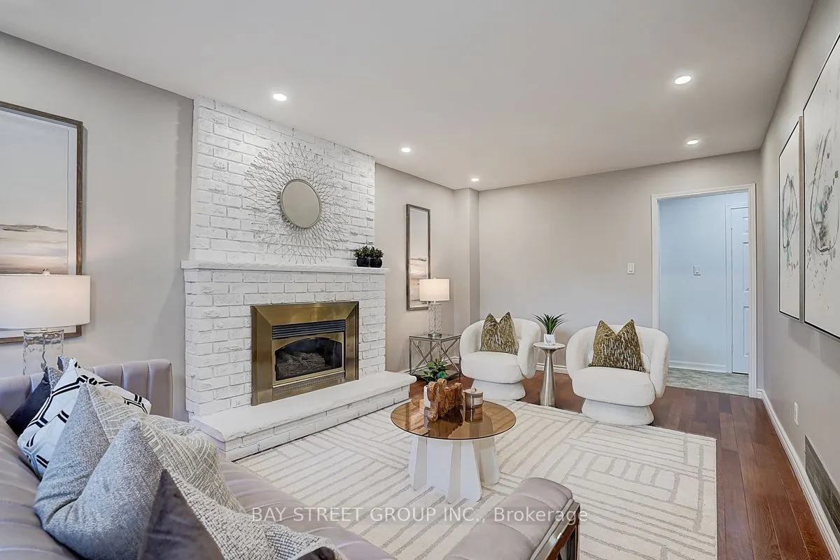 342 REGAL BRIAR Street