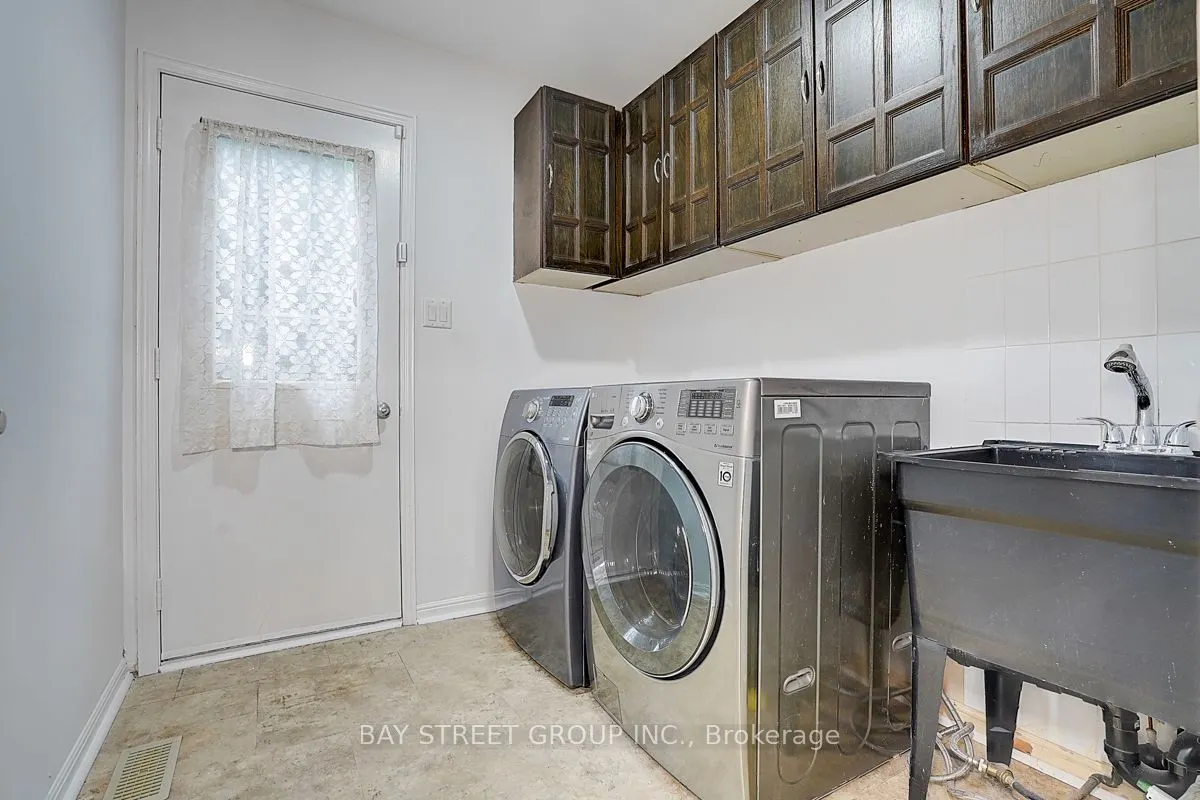 342 REGAL BRIAR Street
