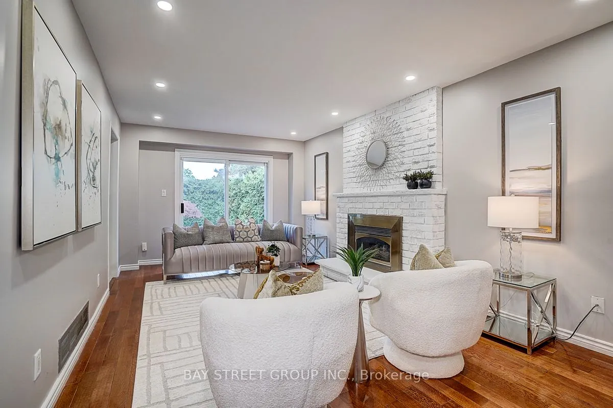 342 REGAL BRIAR Street