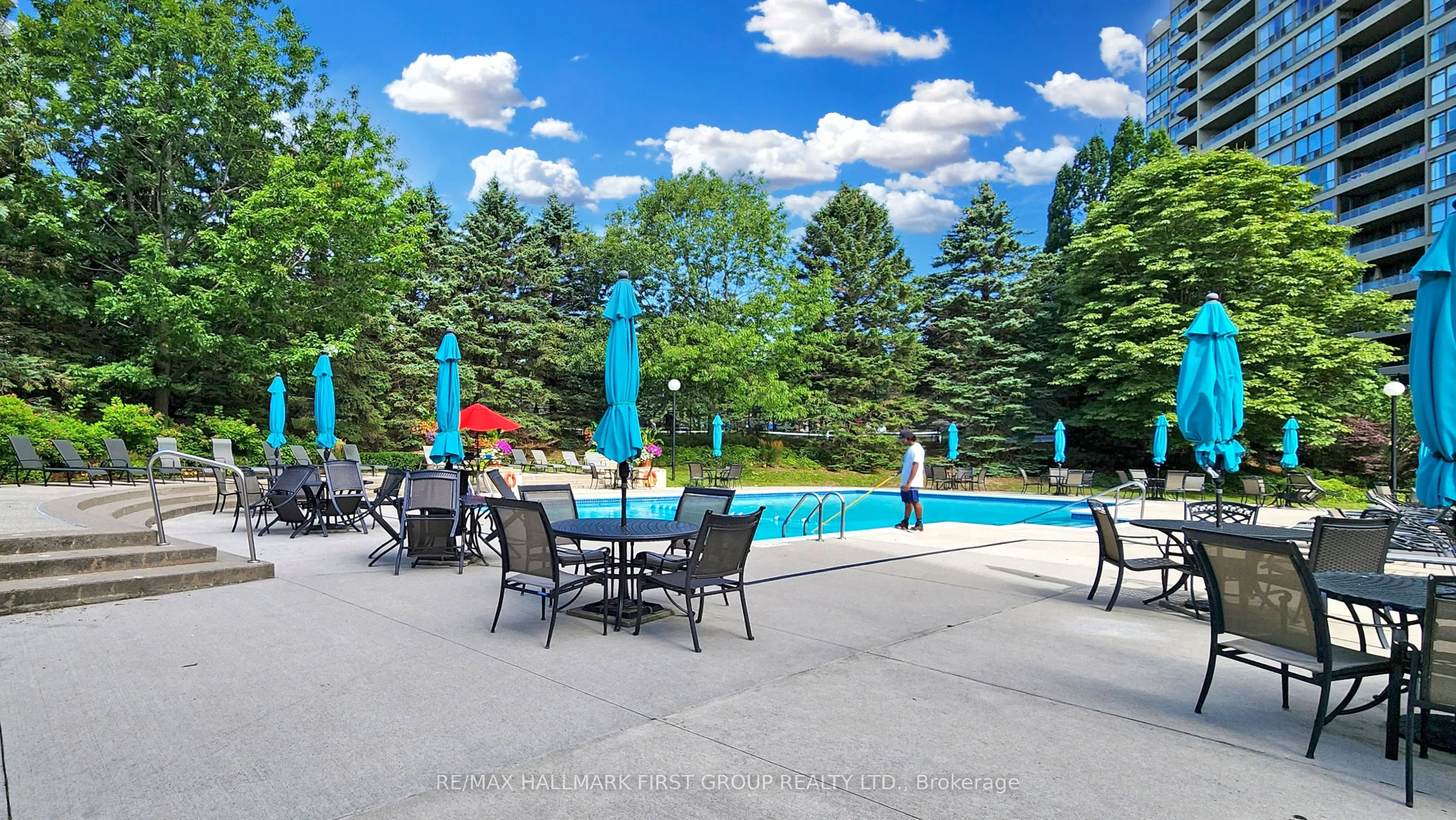 1890 Valley Farm Road, #508