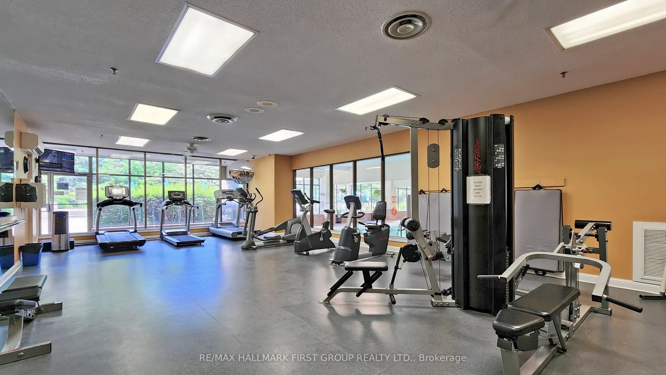 1890 Valley Farm Road, #508
