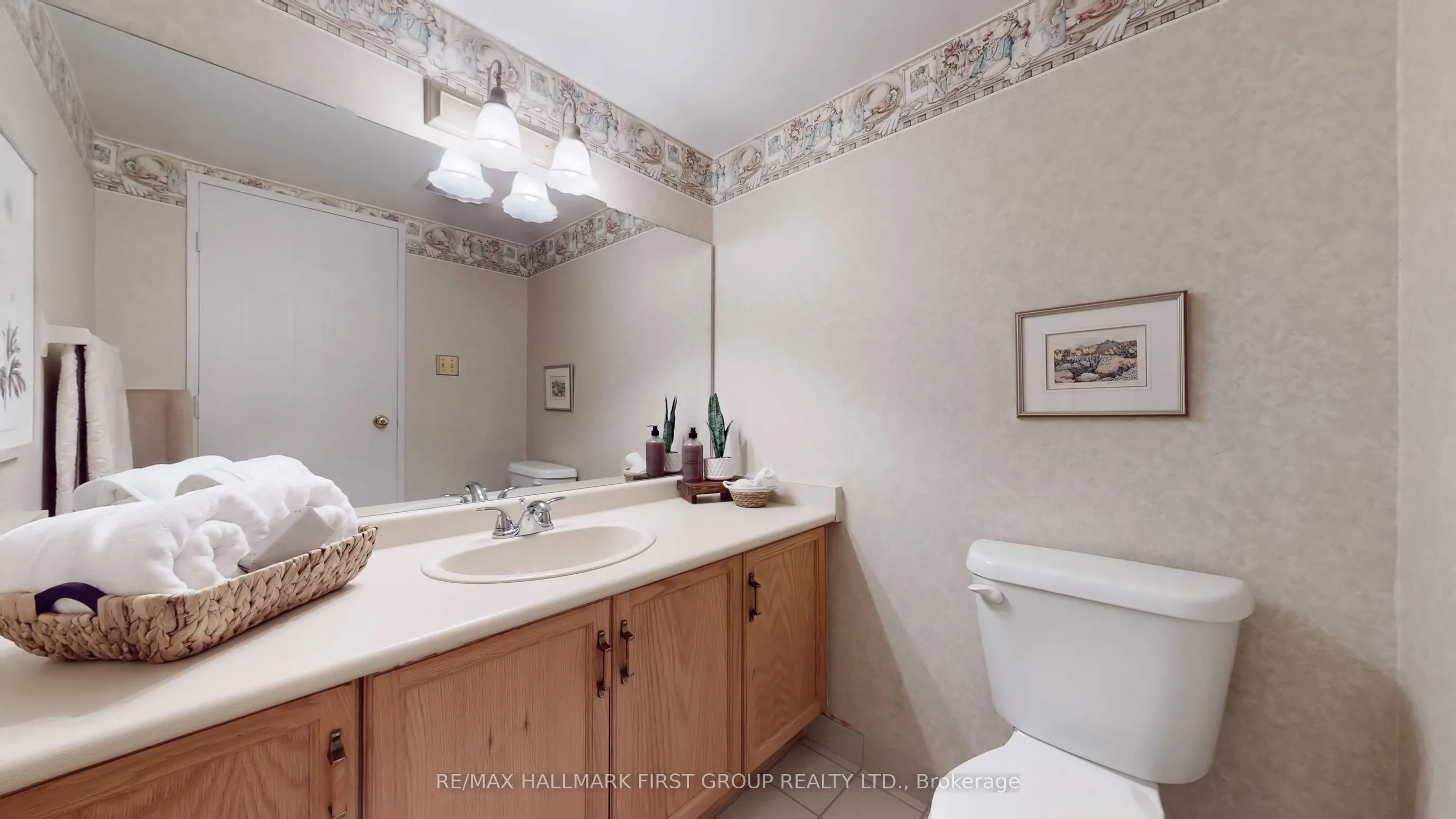 1890 Valley Farm Road, #508