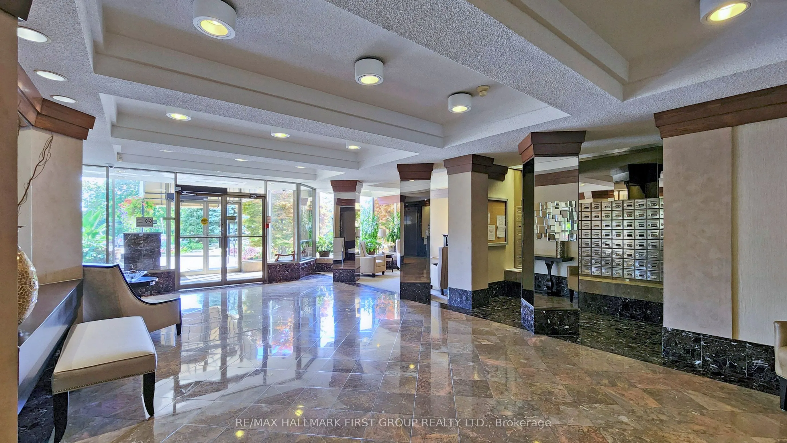 1890 Valley Farm Road, #508