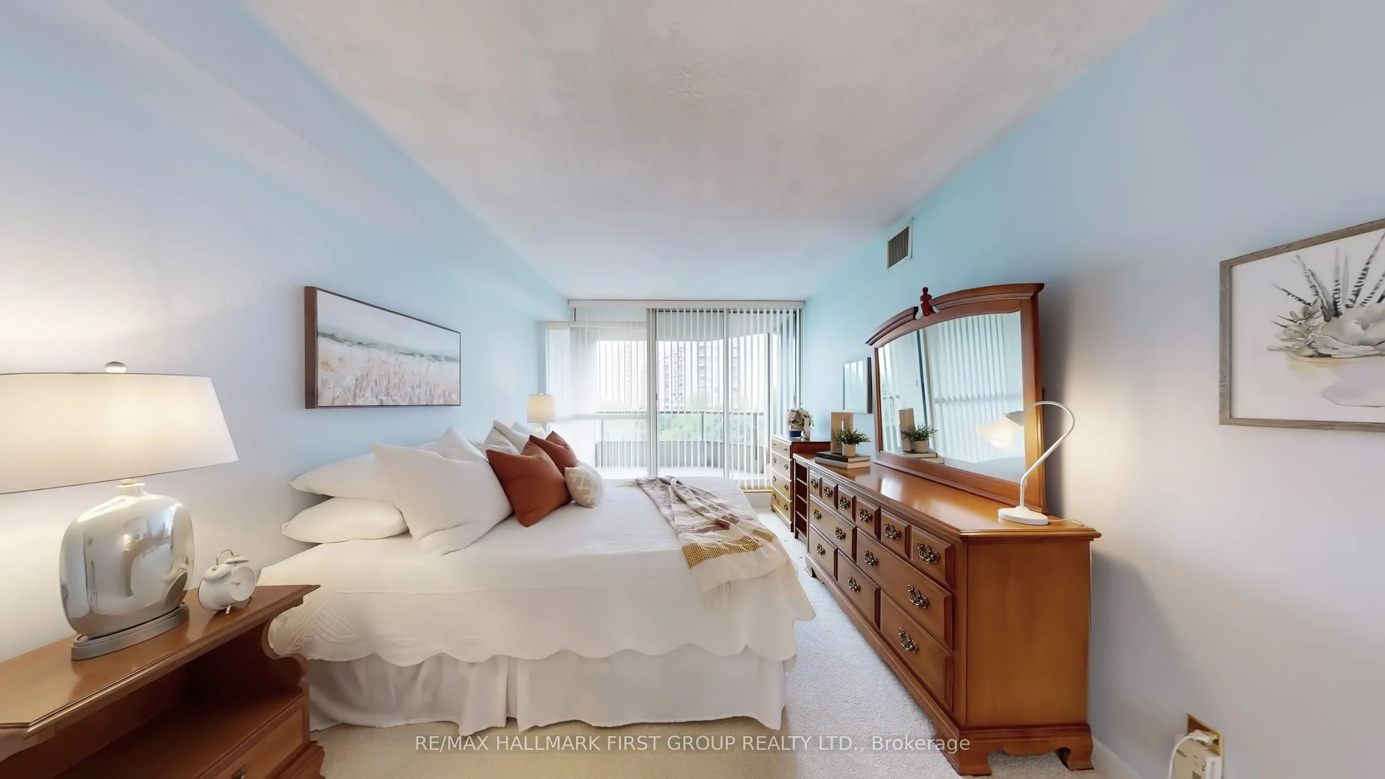 1890 Valley Farm Road, #508