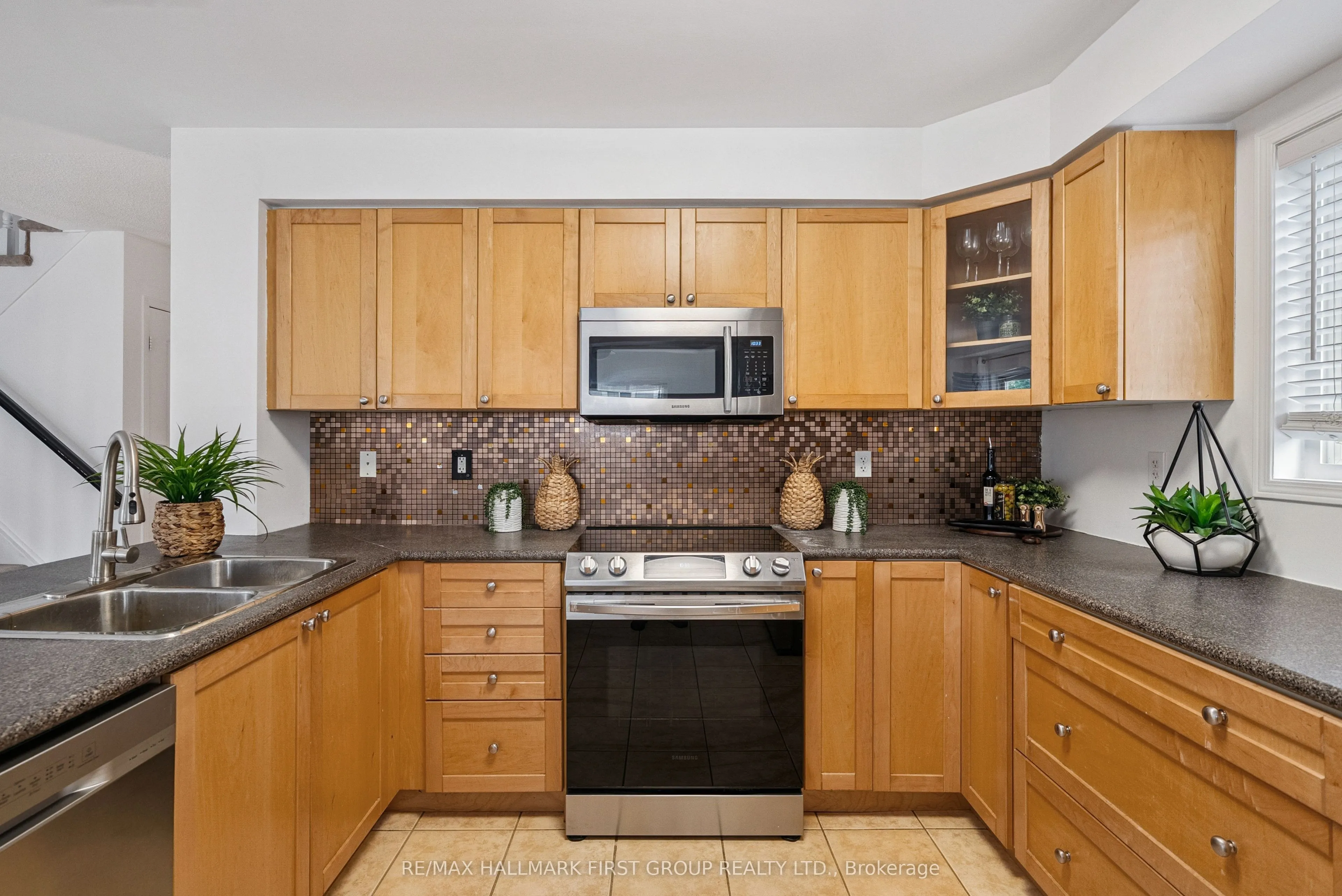 35 Allworth Crescent