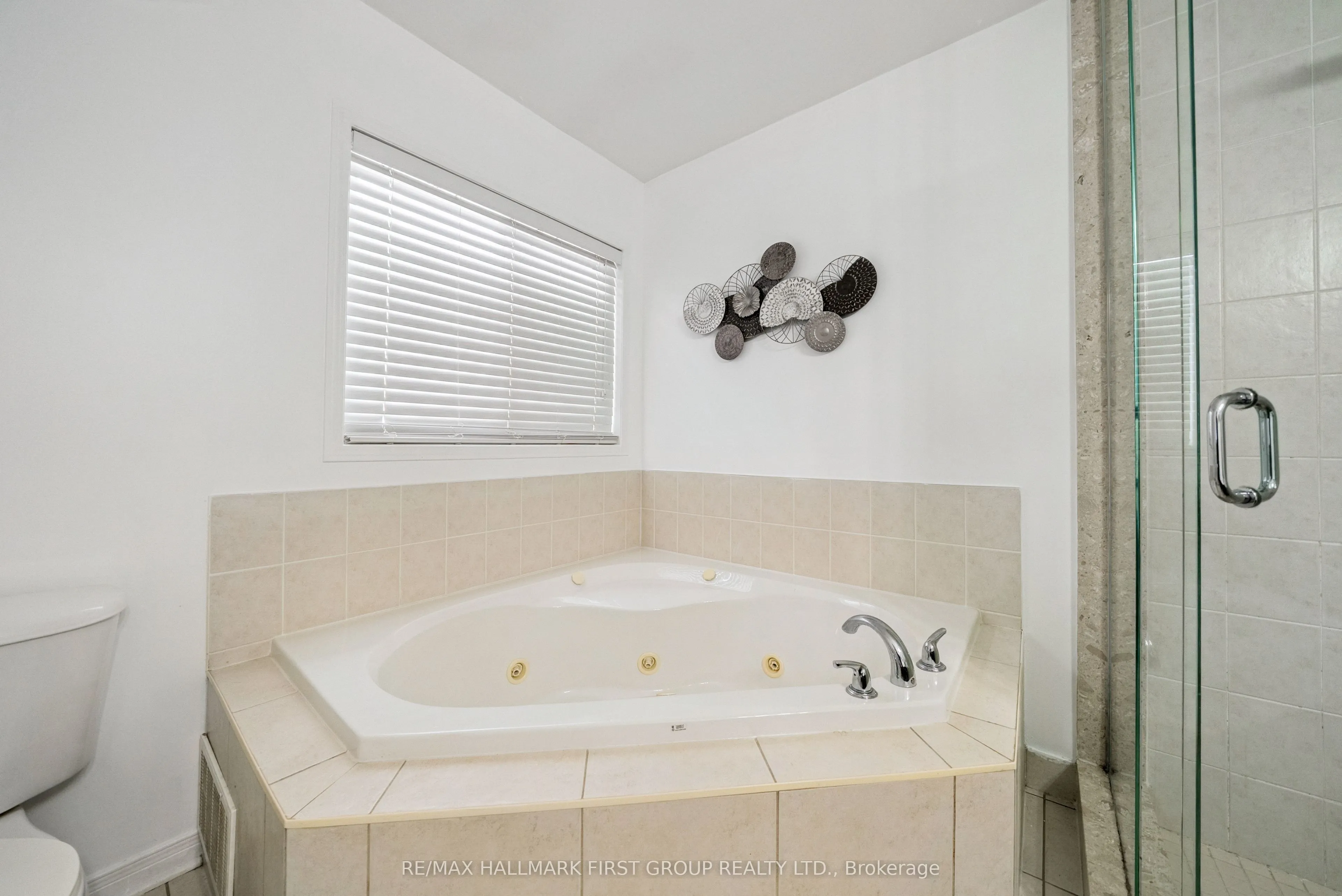 35 Allworth Crescent