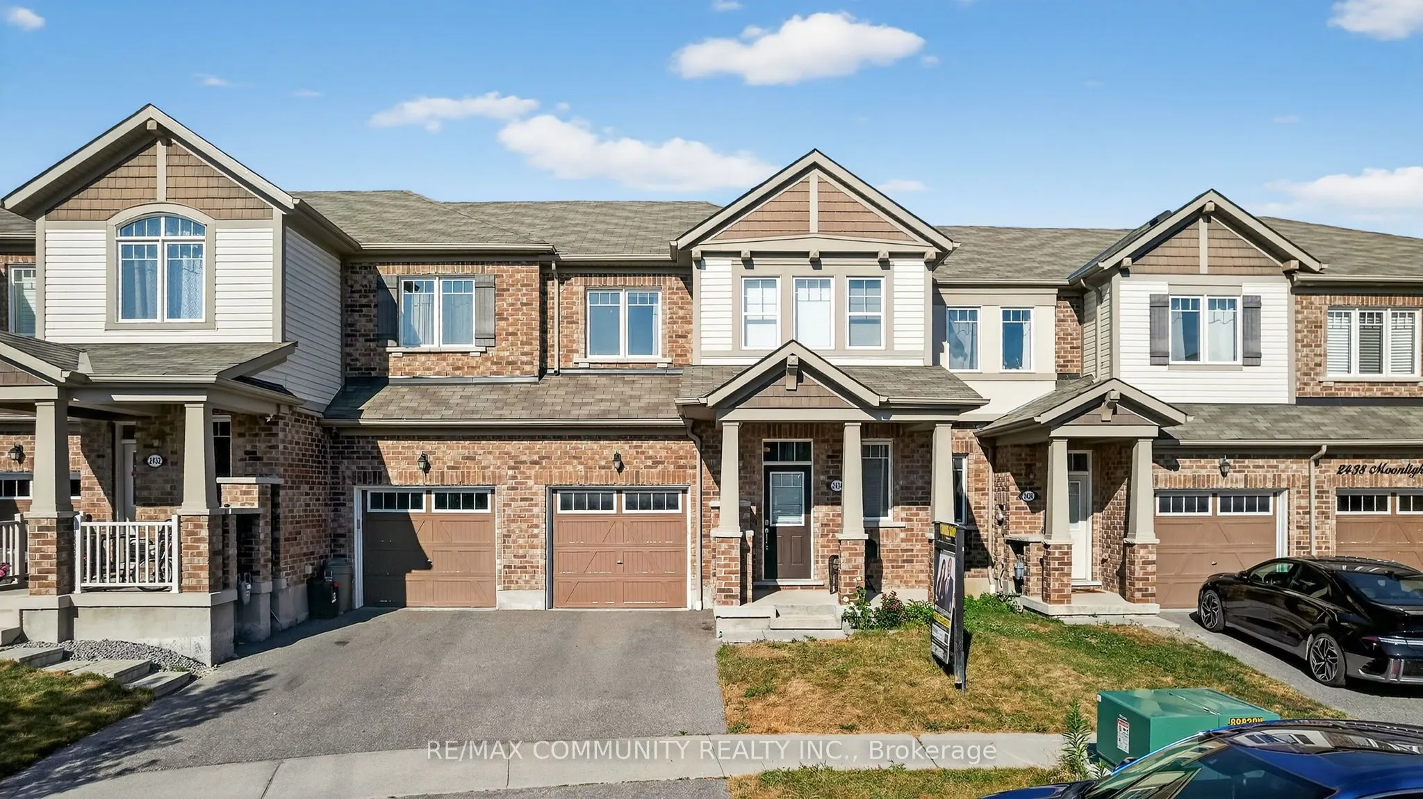 2434 Moonlight Crescent