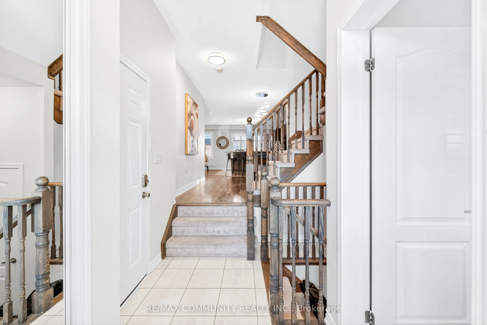 2434 Moonlight Crescent