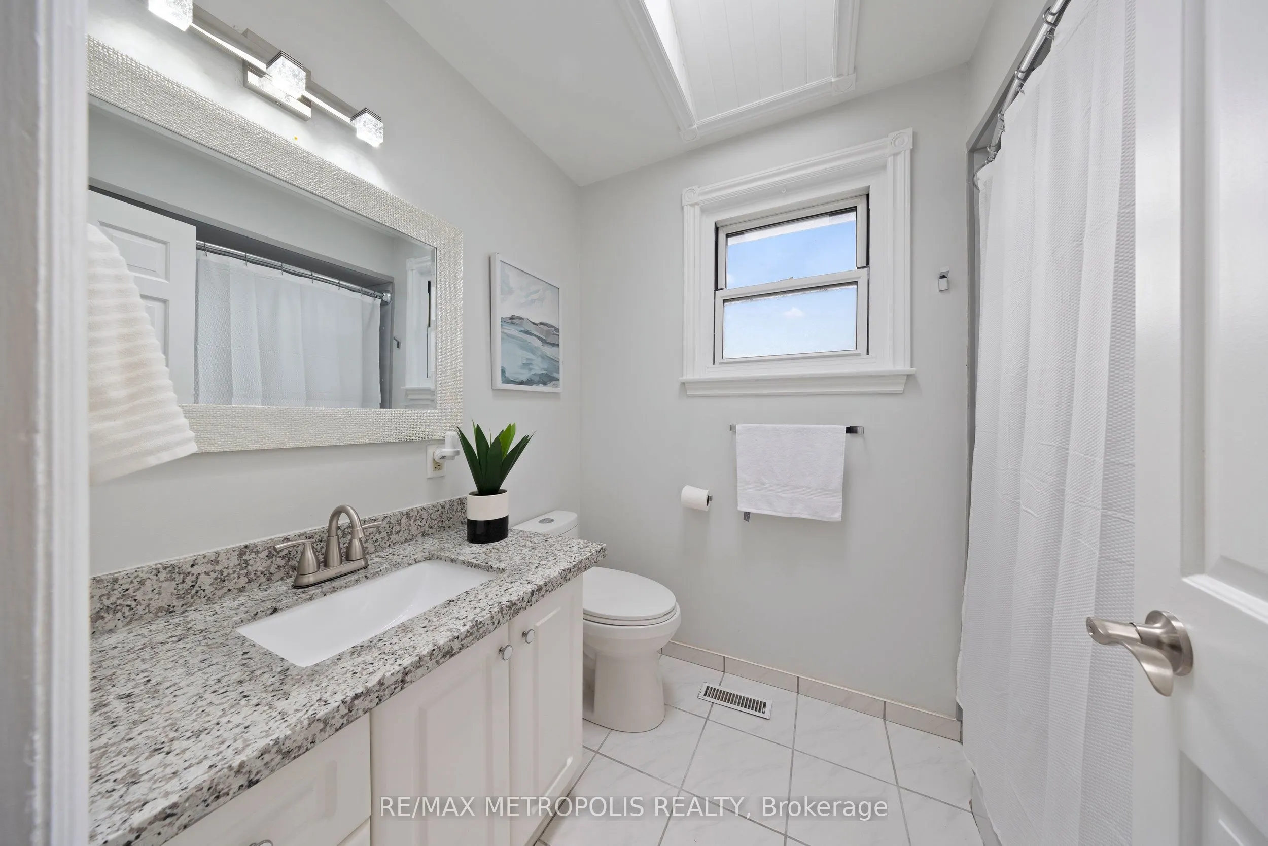 754 Eyer Drive, #Upper