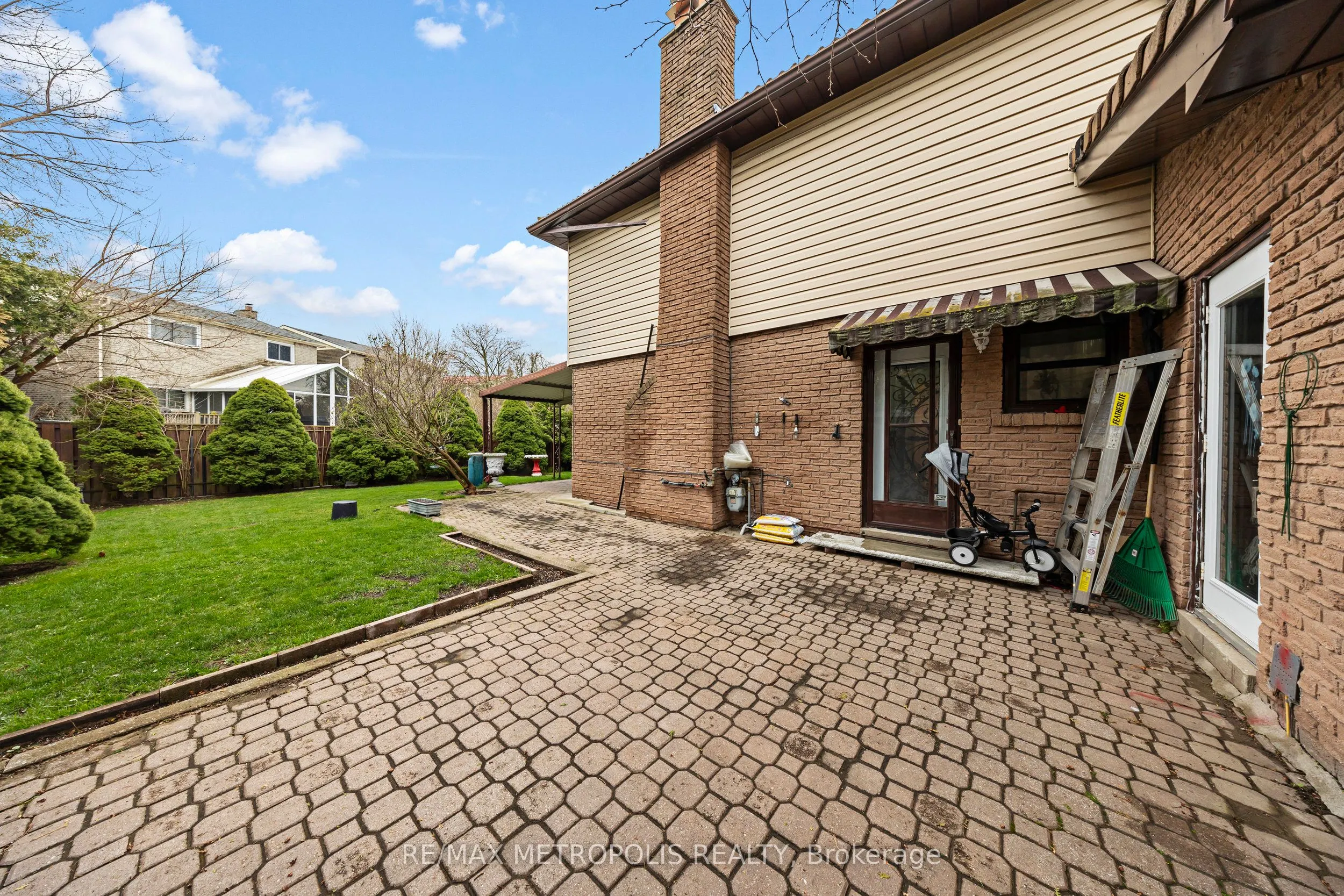 754 Eyer Drive, #Upper