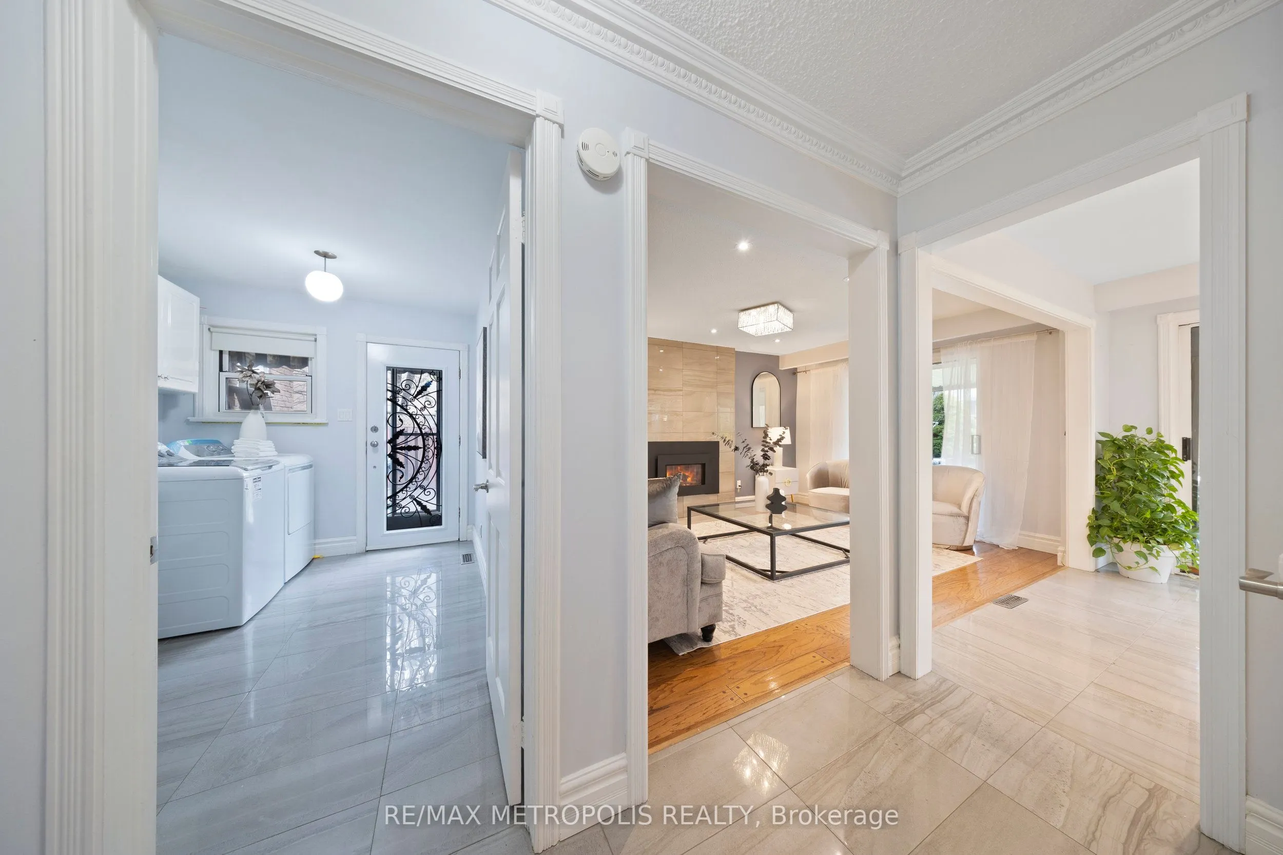 754 Eyer Drive, #Upper