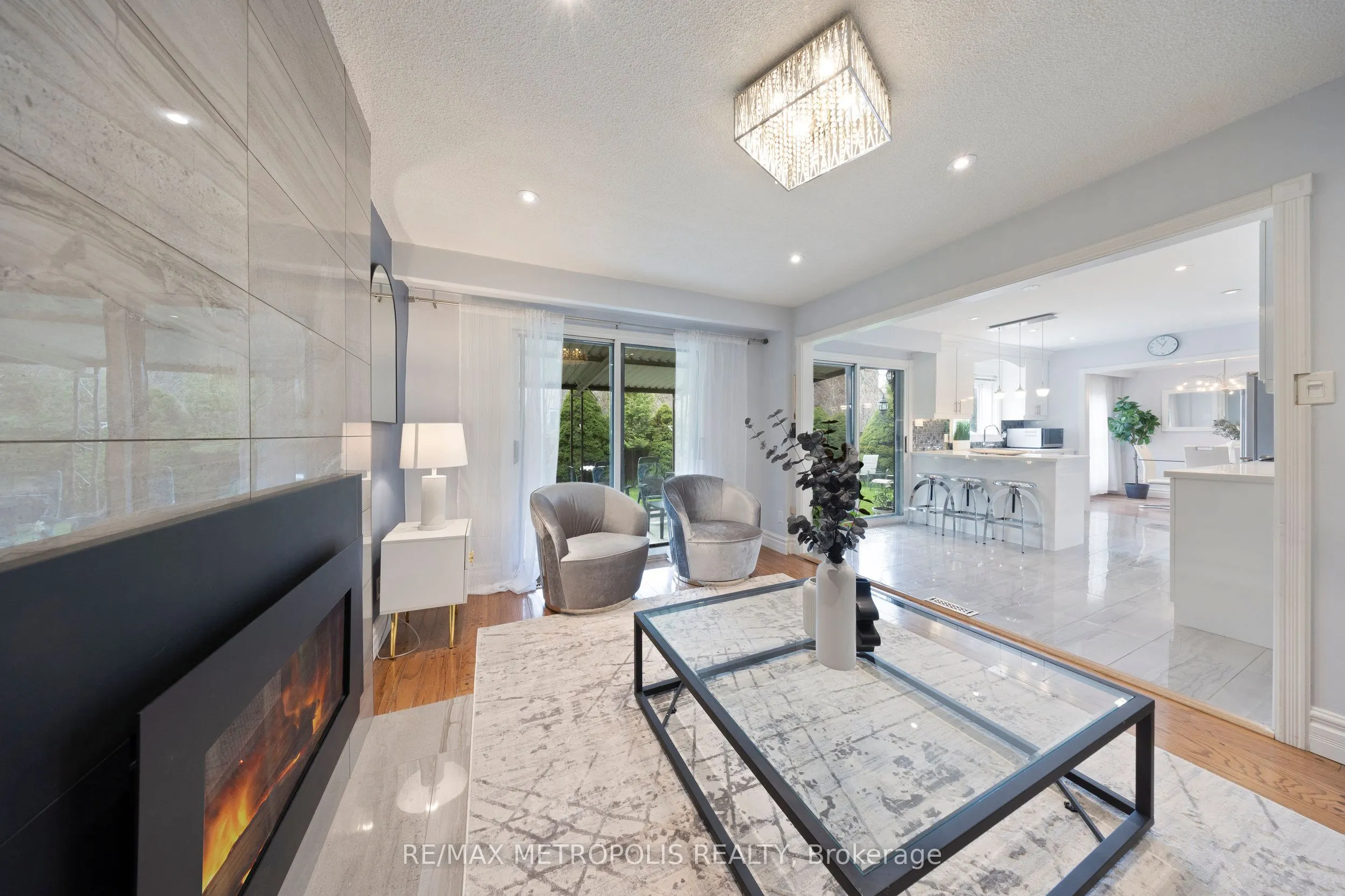 754 Eyer Drive, #Upper