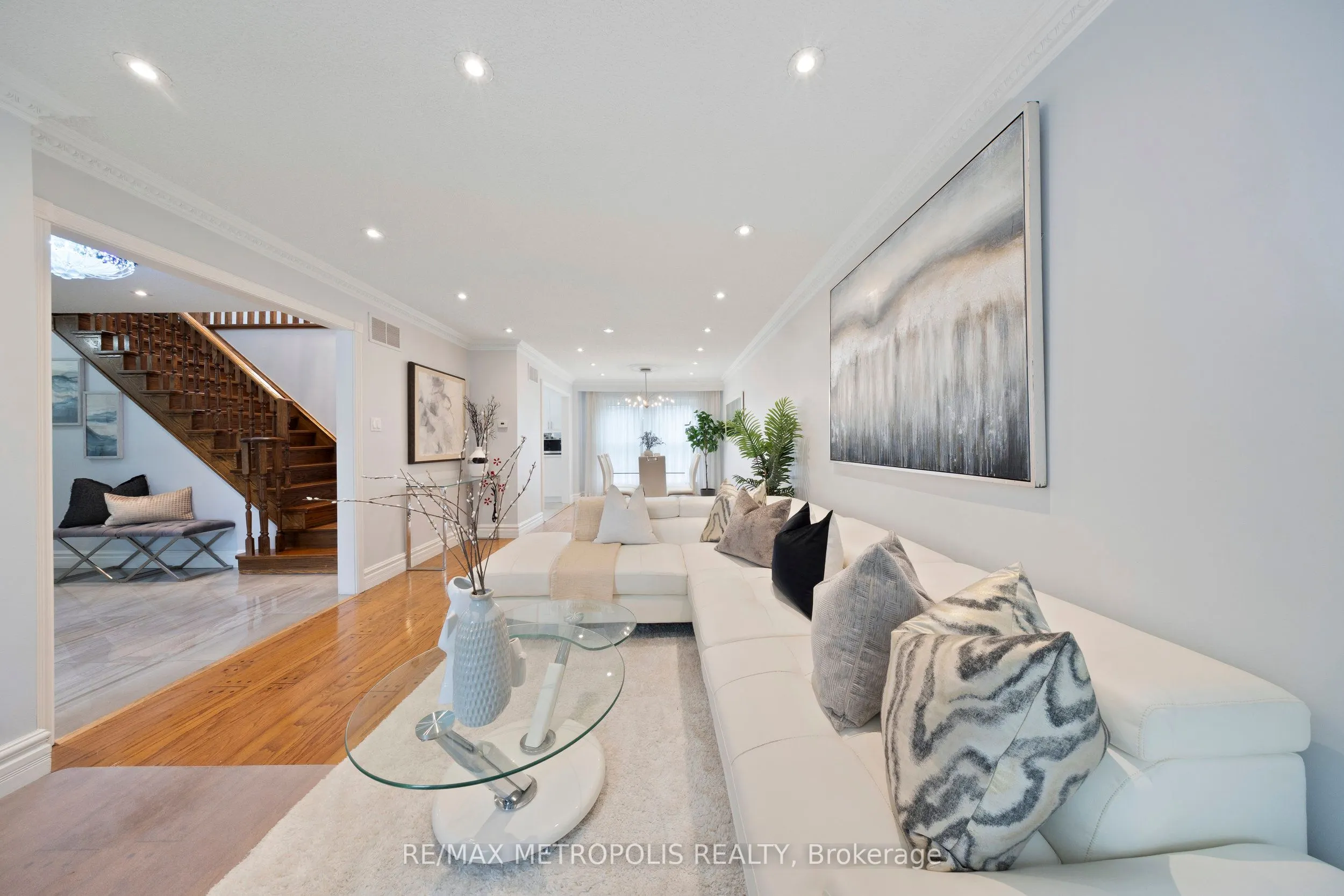 754 Eyer Drive, #Upper