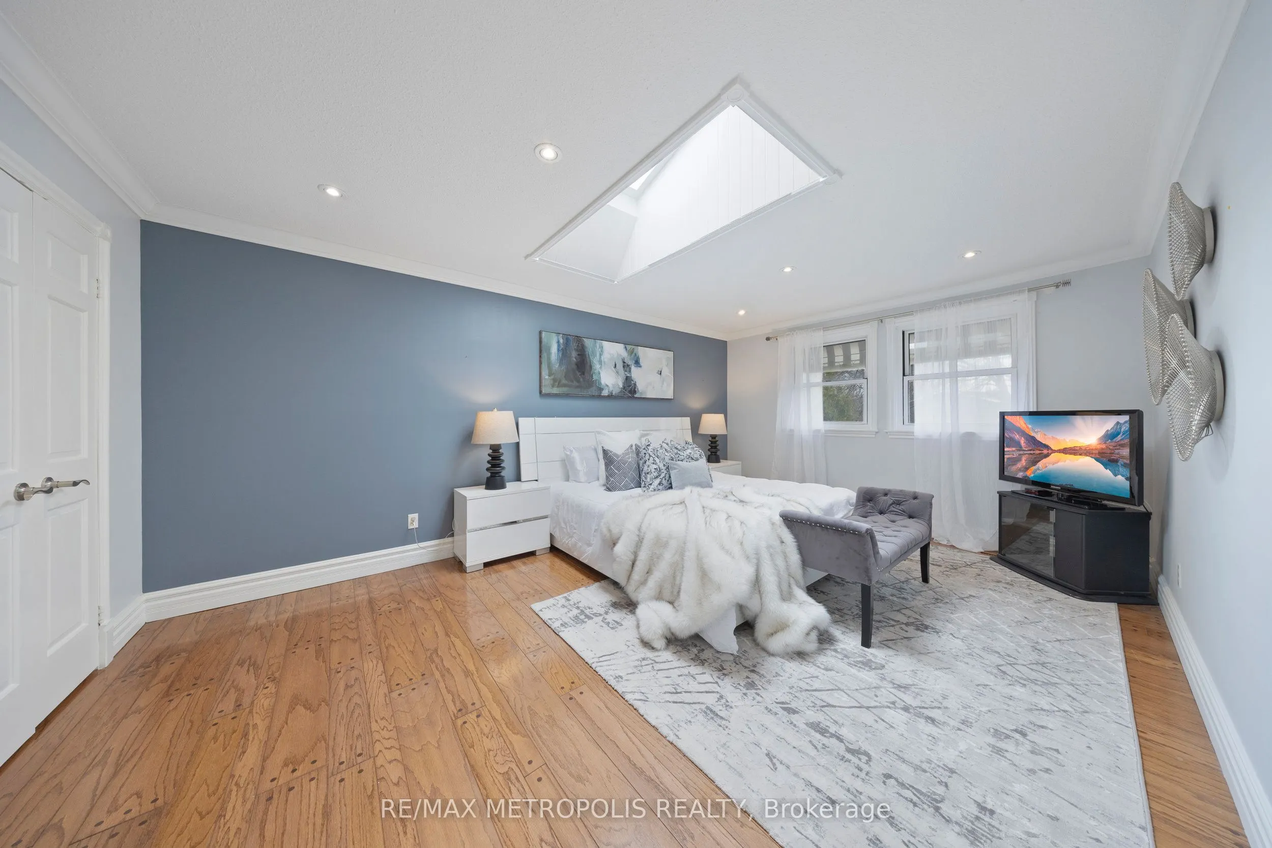 754 Eyer Drive, #Upper