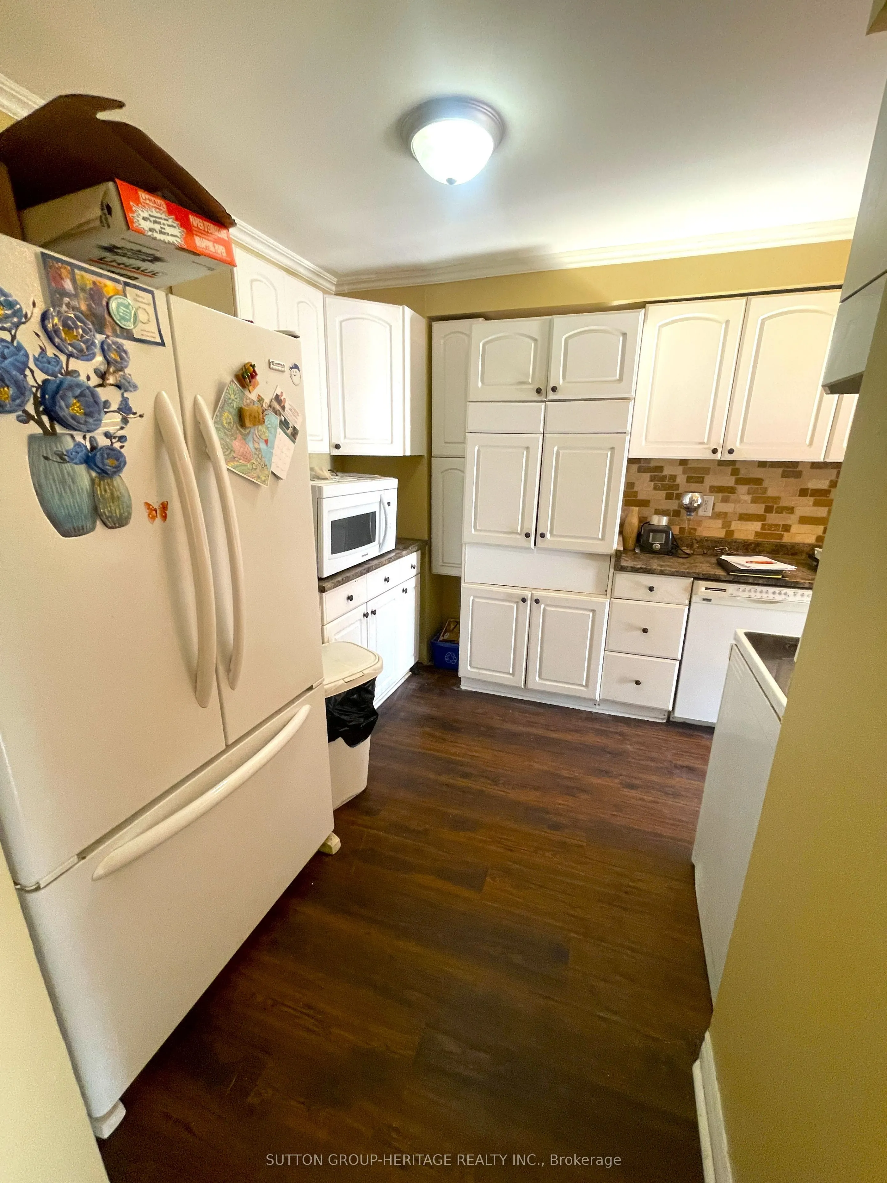 9 Michael Boulevard, #39