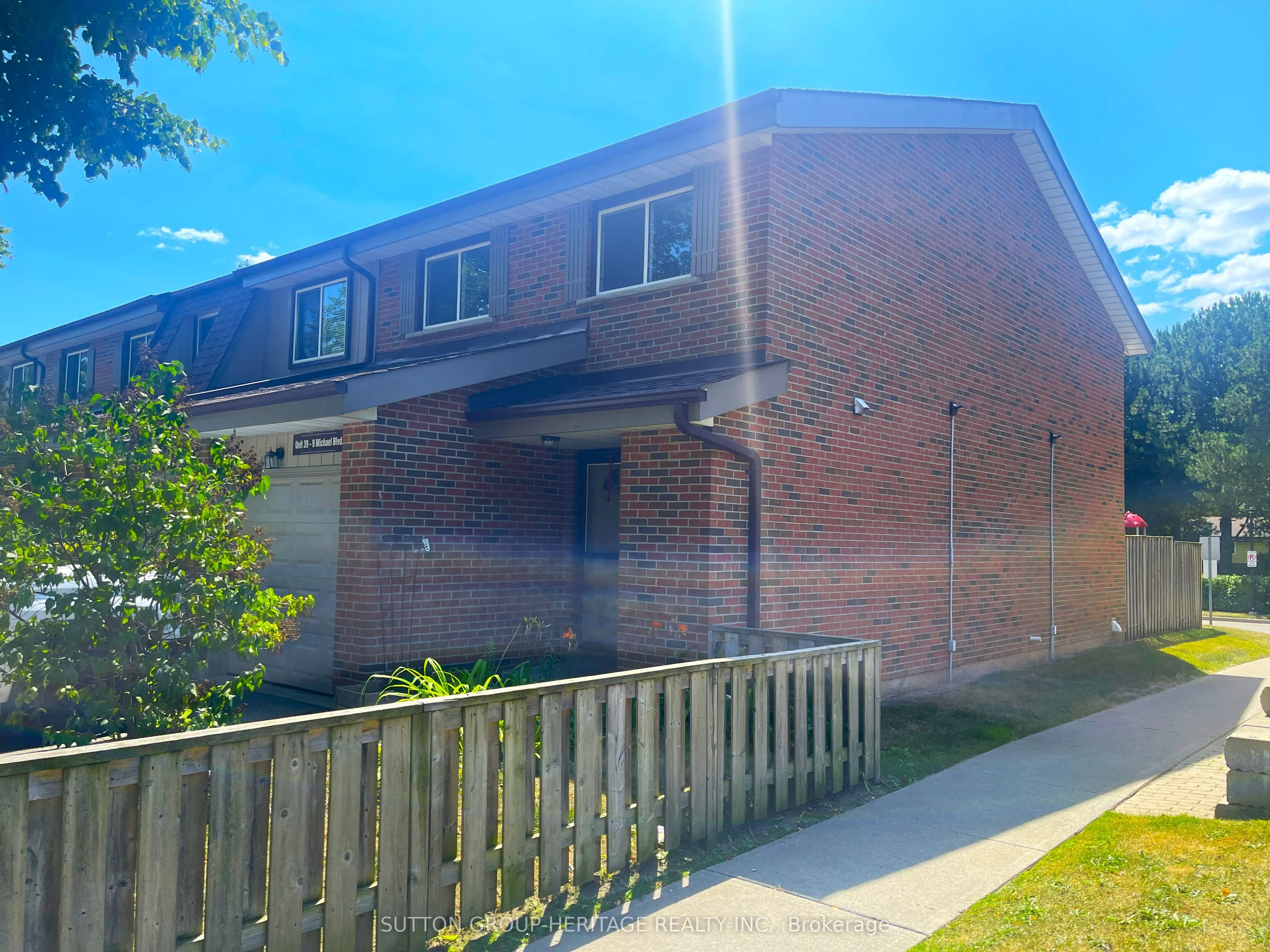 9 Michael Boulevard, #39