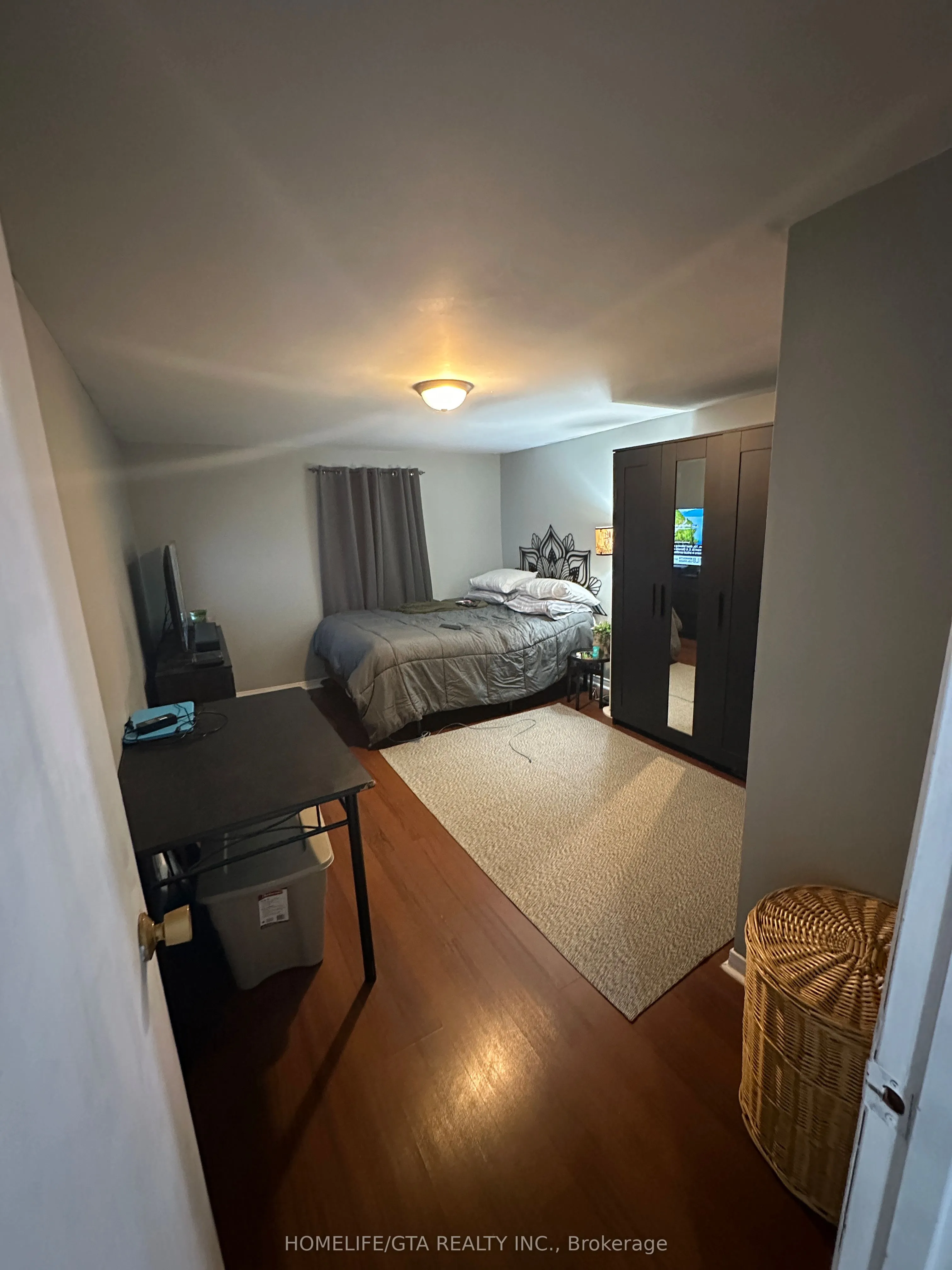10 Crow Trail