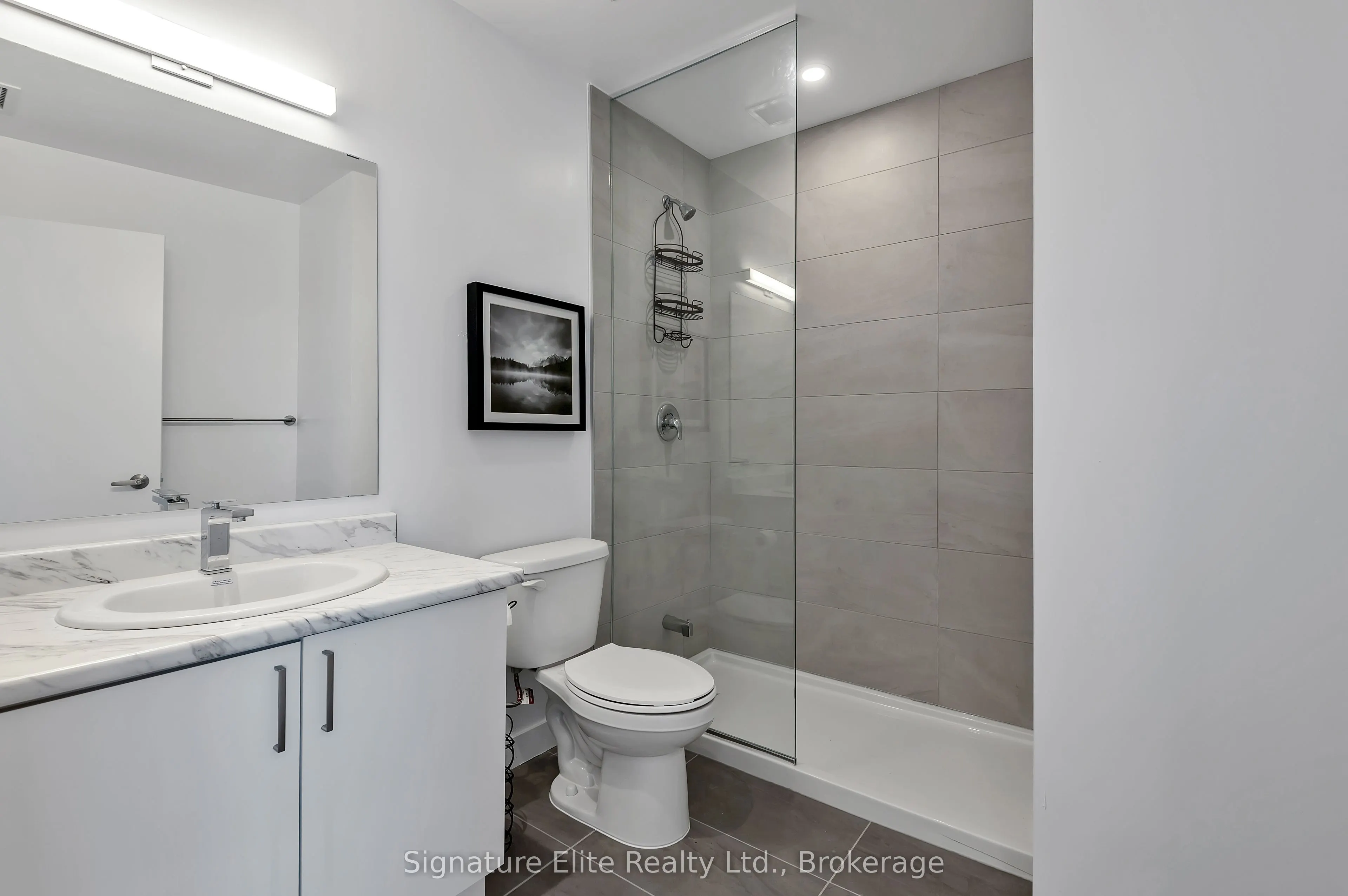 2382 Kingston Road, #406